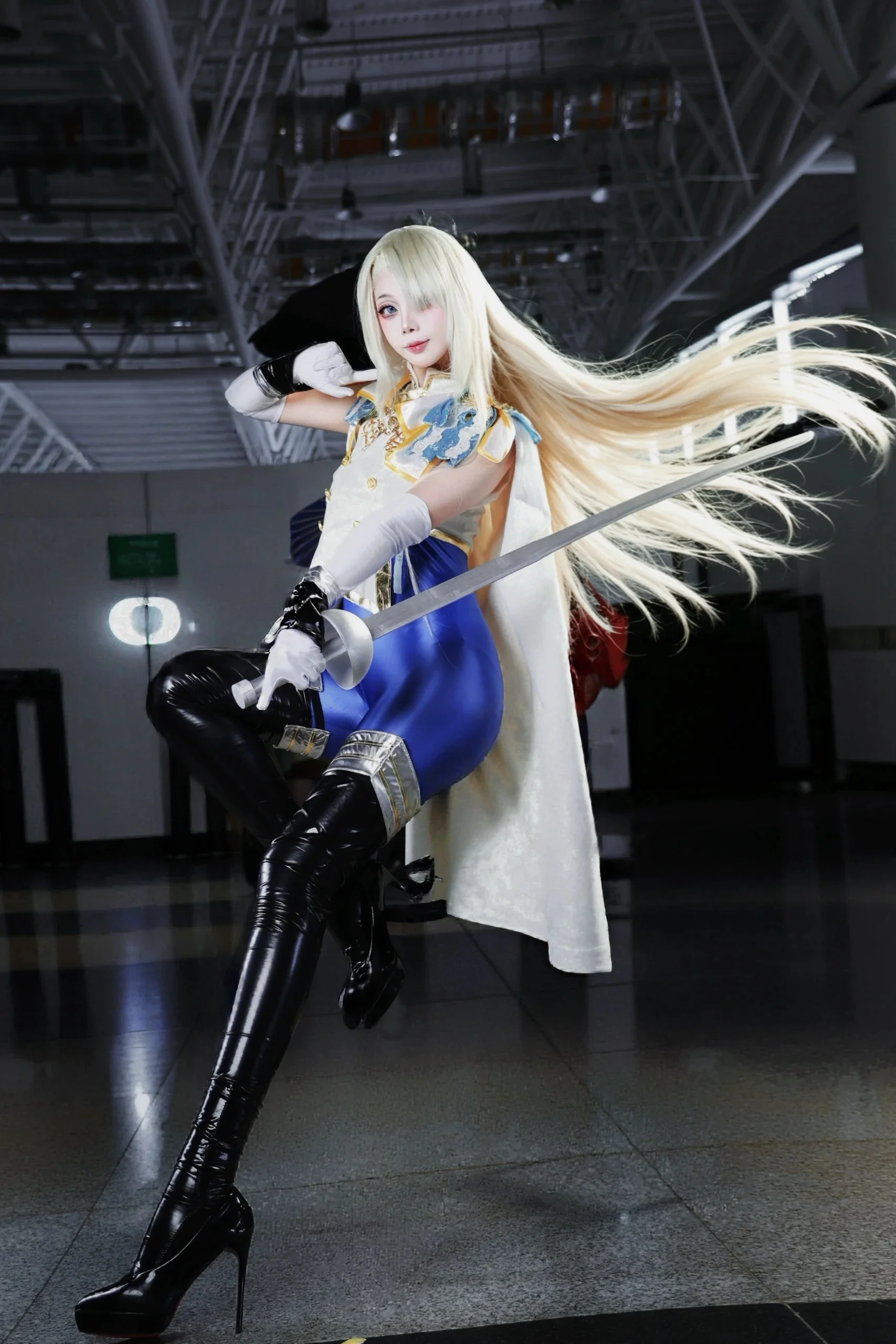 [Wilhelmina cosplay] The Elegant Swordsman of Brown Dust 2: Convention Photoshoot