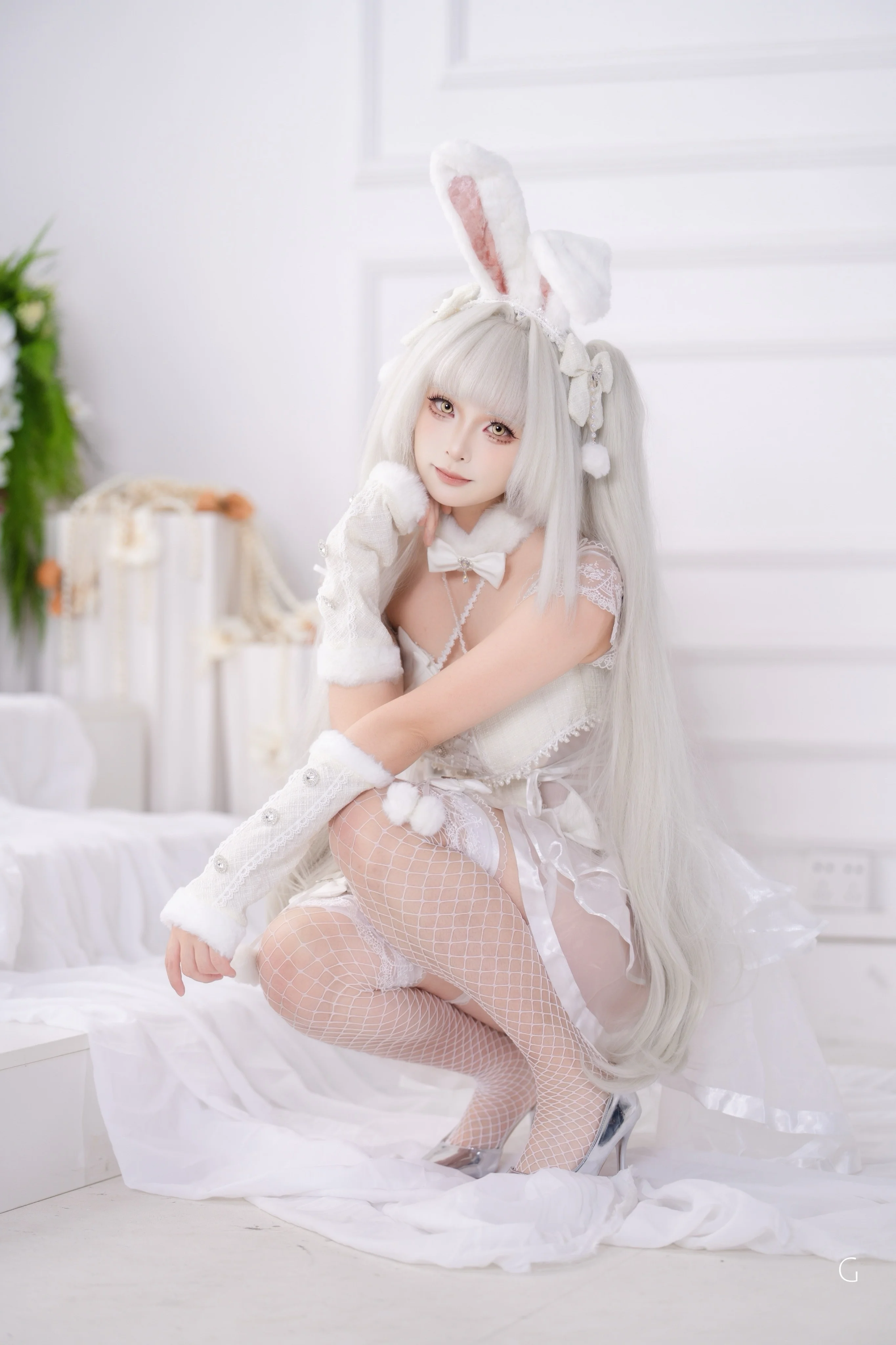 【白兔布兰儿cos】妮姬中的纯白幸运兔兔 - 第3张