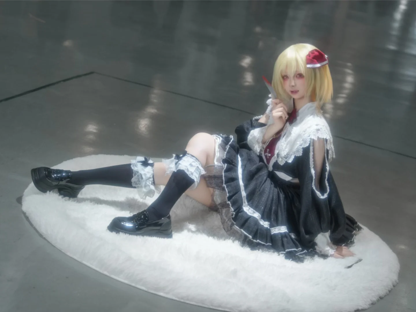 [Rumia cosplay] The Dark Night Little Pixie in Touhou Project: Bringing a Real Knife to Eat You Today - Image 2