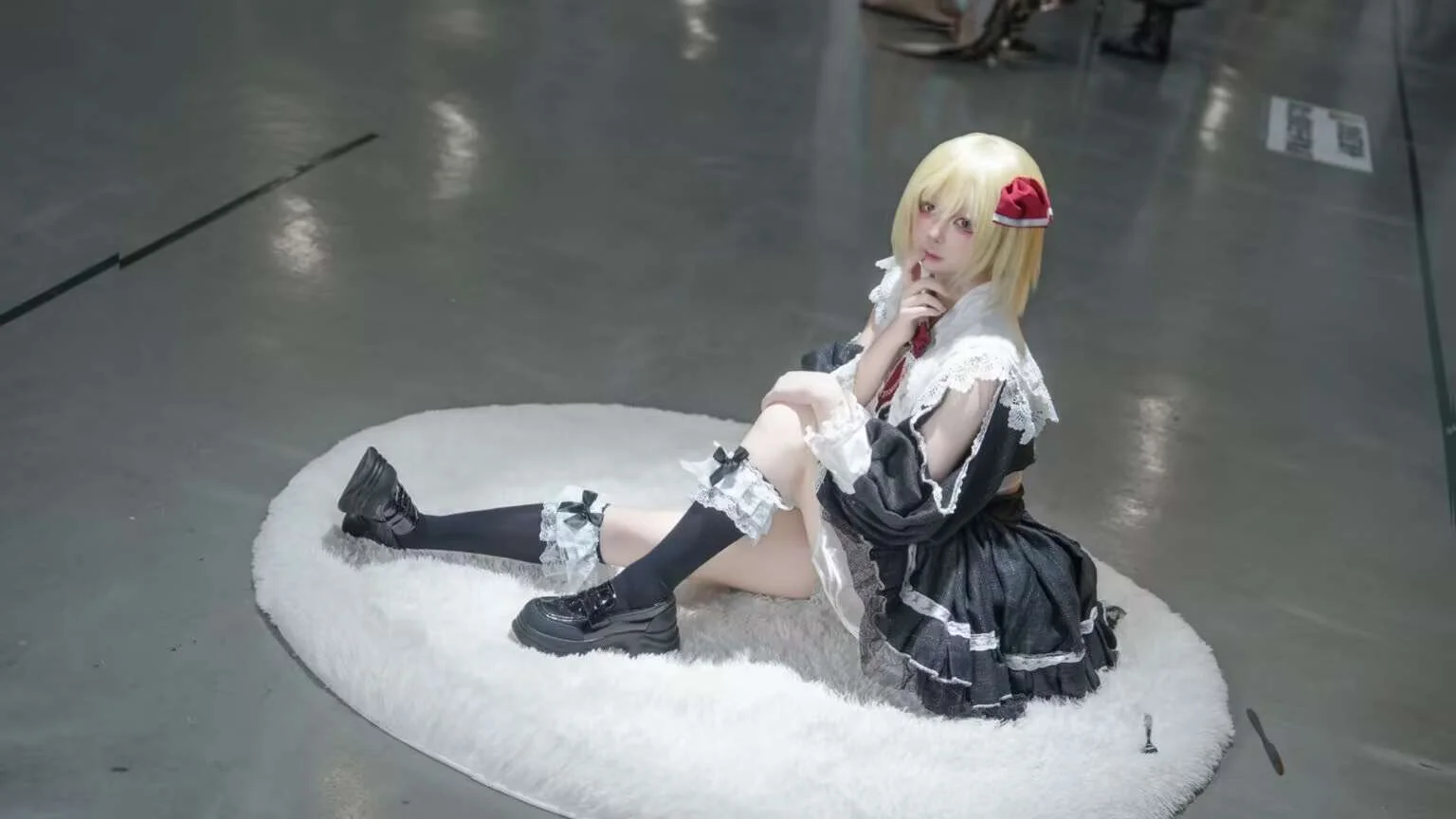 [Rumia cosplay] The Dark Night Little Pixie in Touhou Project: Bringing a Real Knife to Eat You Today - Image 3