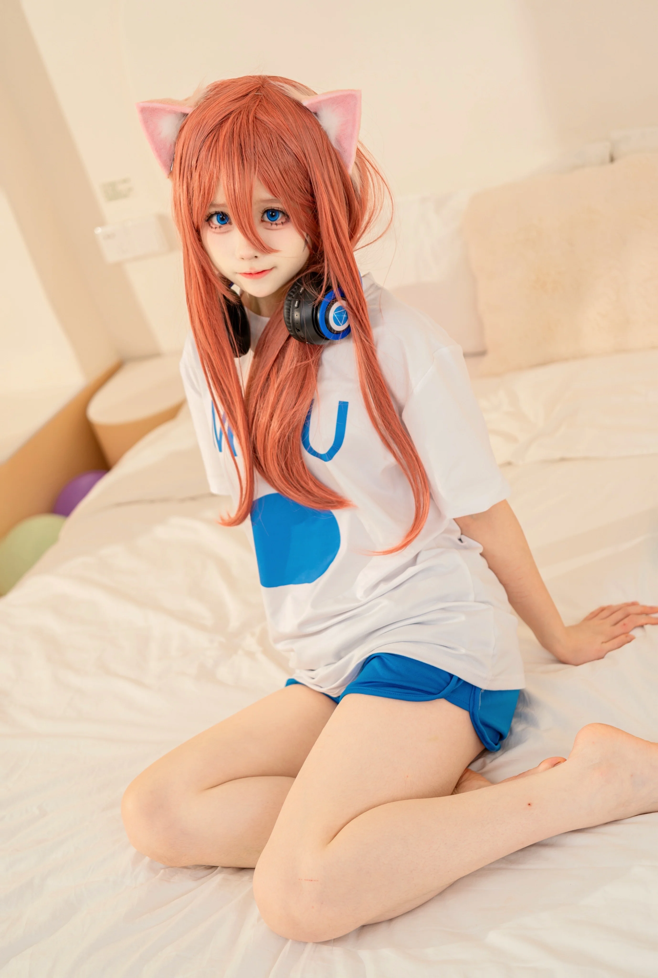 [Miku Nakano Cosplay] The Loungewear Cat Ear Headphone Girl from The Quintessential Quintuplets