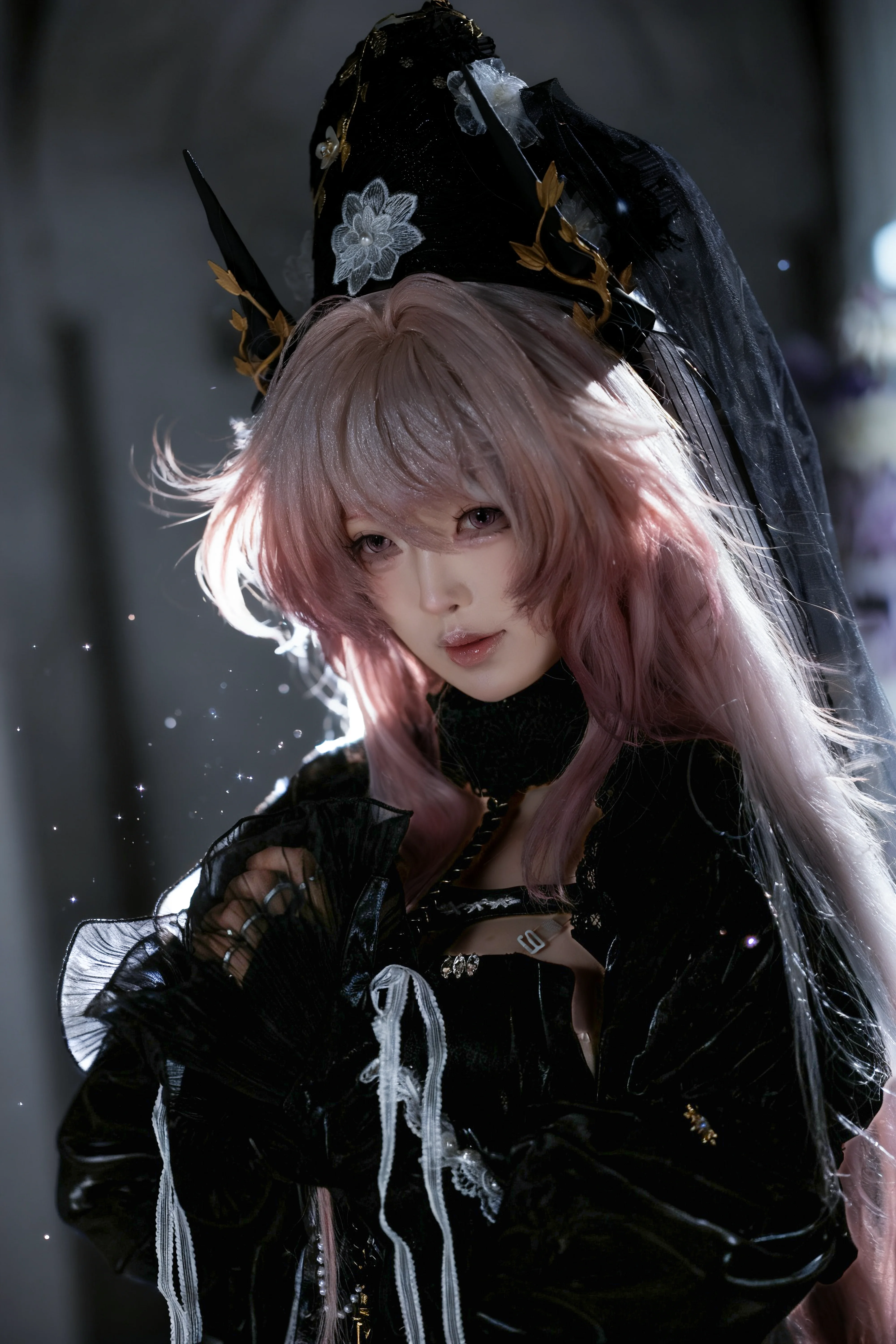 【特蕾西娅cos】明日方舟魔王追悼，这组暗黑风真的很顶 - 第 3 张