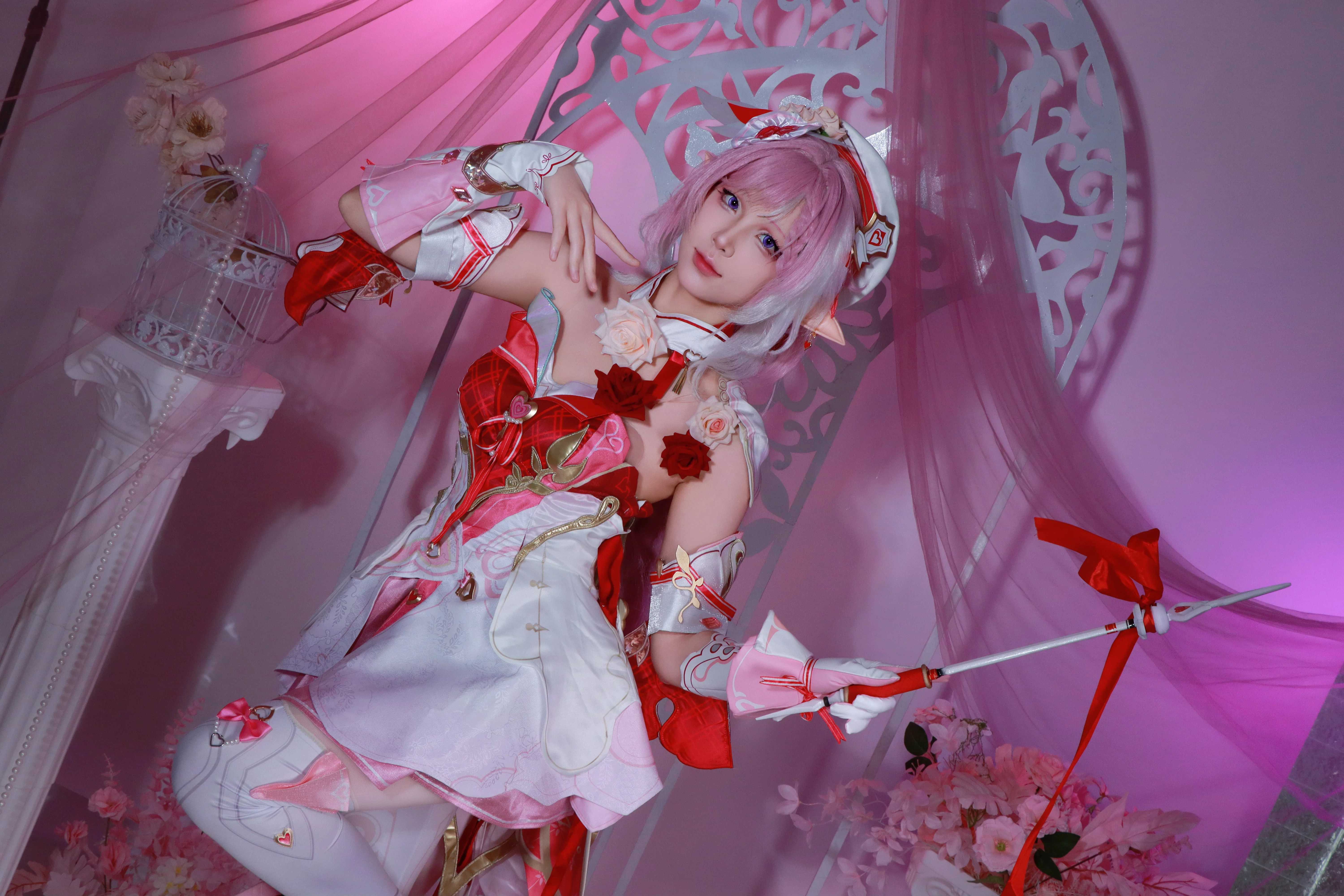 【爱莉希雅cos】在崩坏3的樱花梦境中，捕捉粉色少女的温柔瞬间 - 第3张