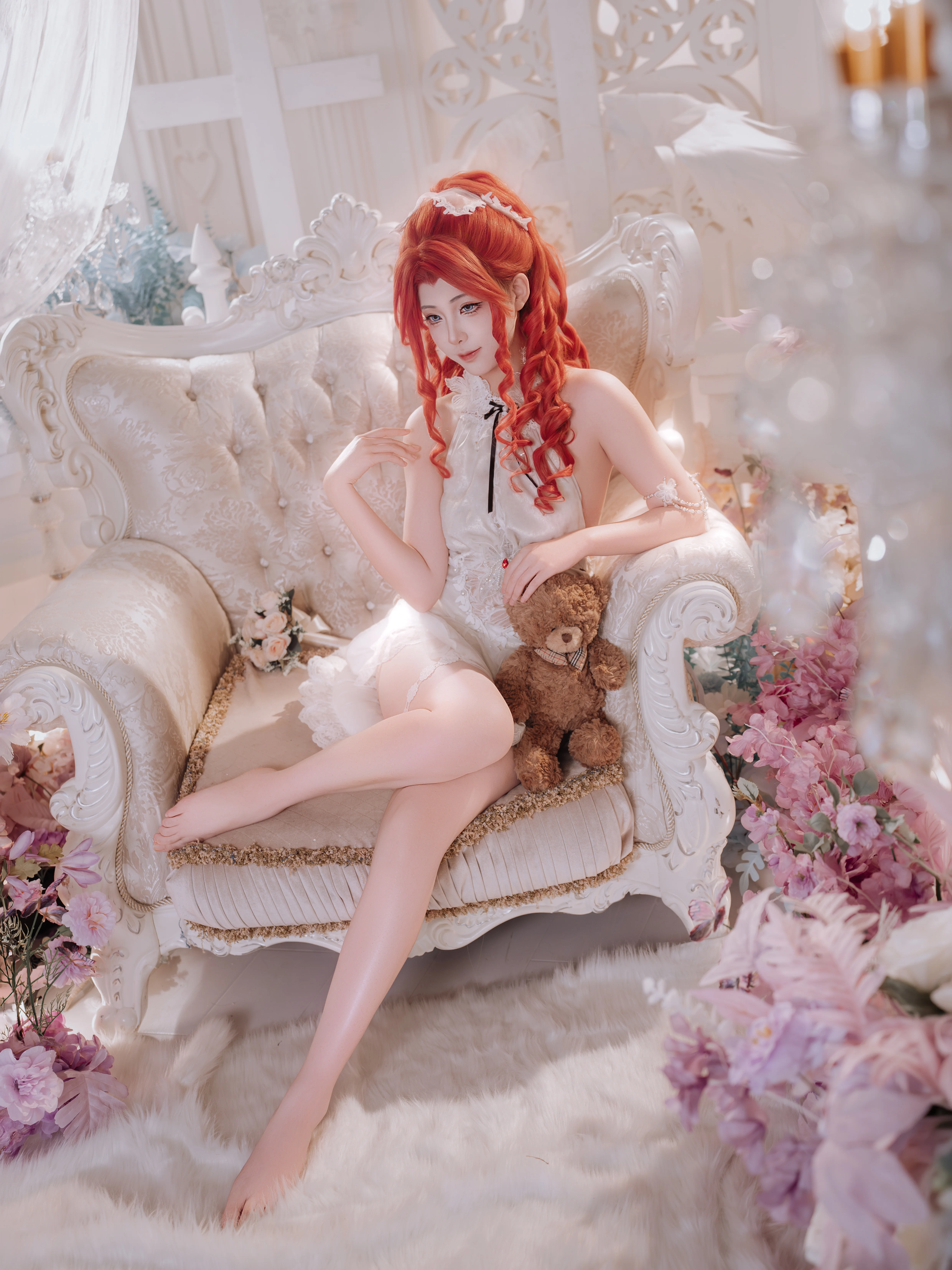 [Cyra Cosplay] Sweet Capture of Naraka: Bladepoint Cyra's Pajama Look