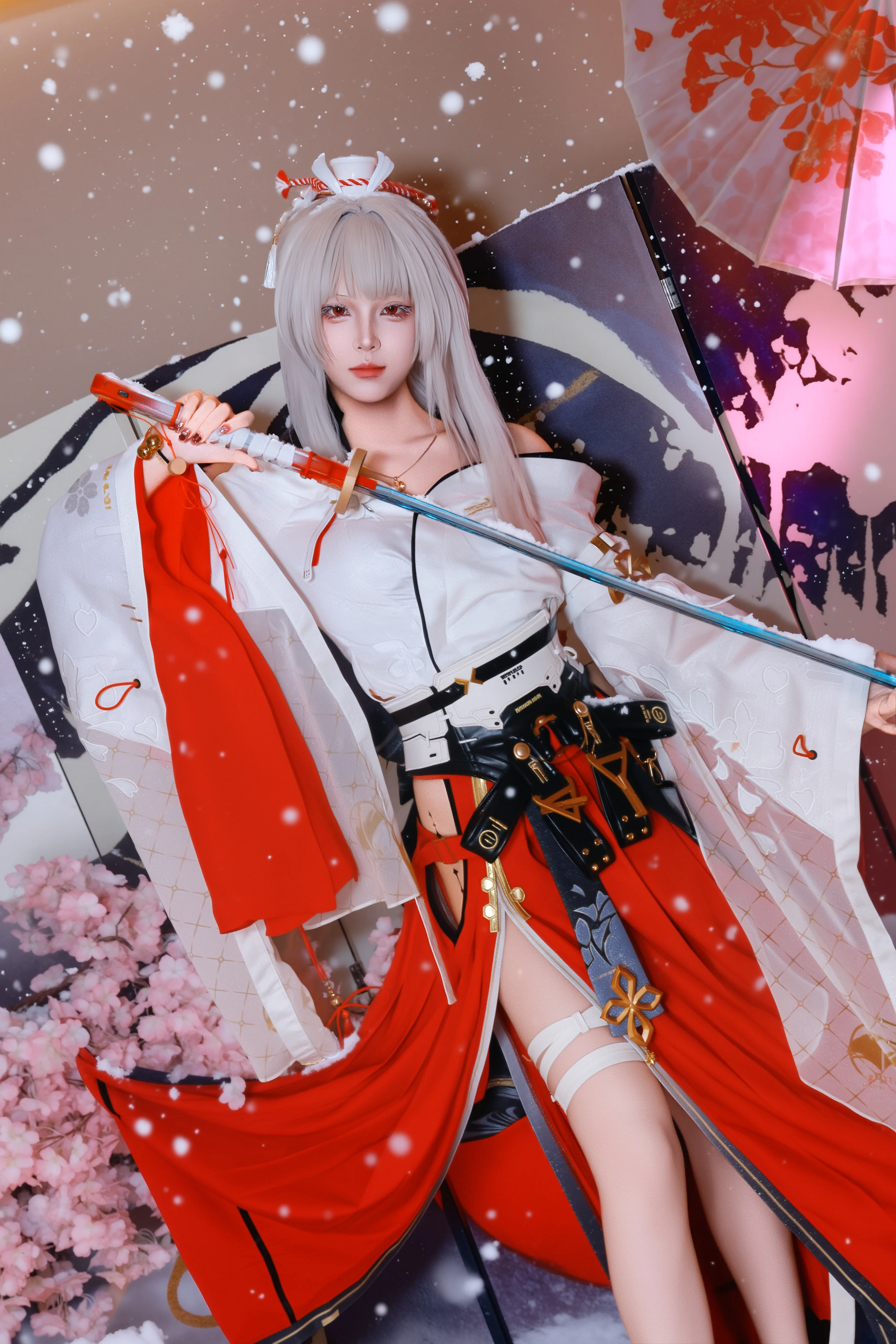 【绯雪cos】雪落之间，还原绯雪的清冷灵动 - 第 4 张