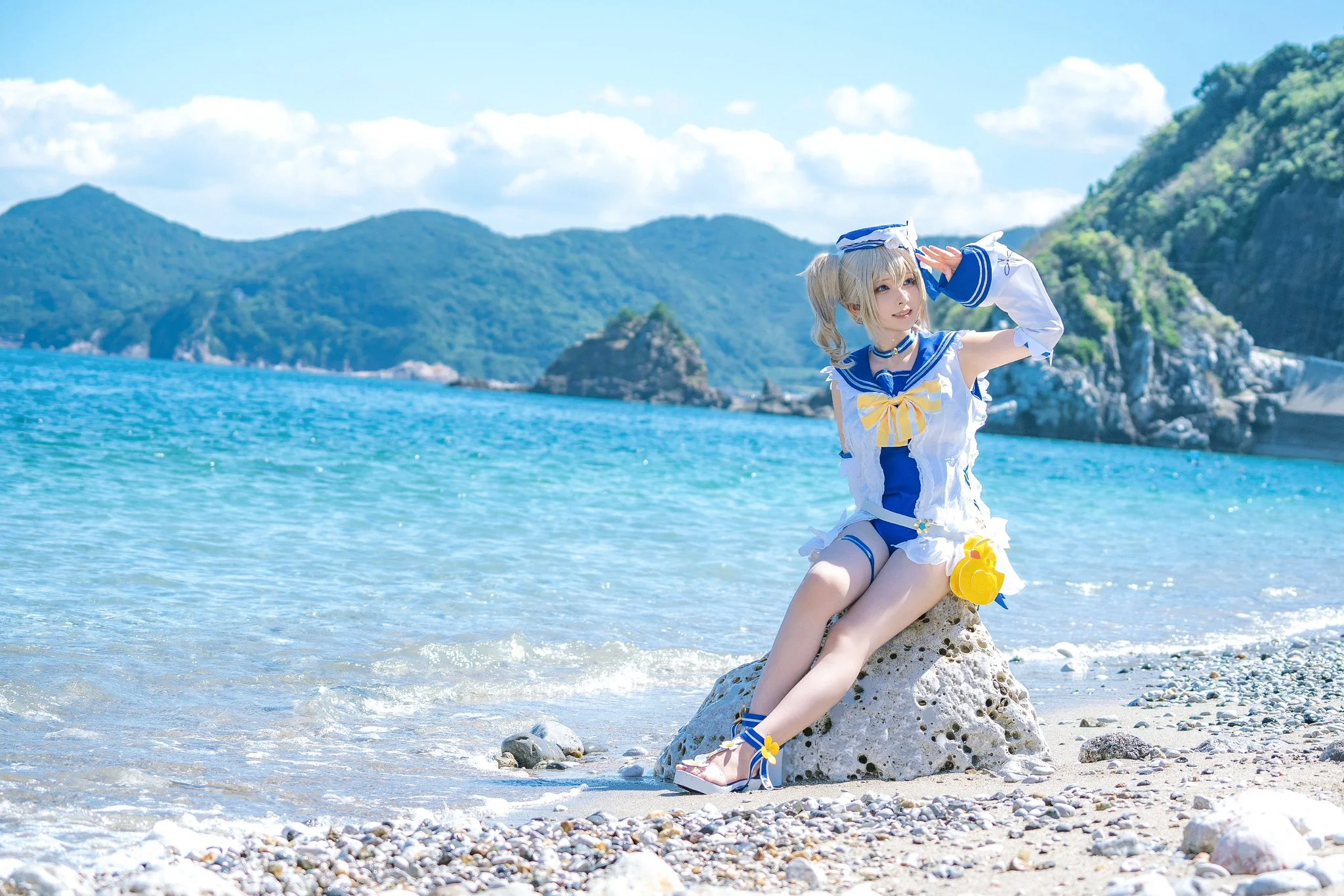 【芭芭拉cos】原神偶像的夏日海边治愈之旅 - 第 4 张