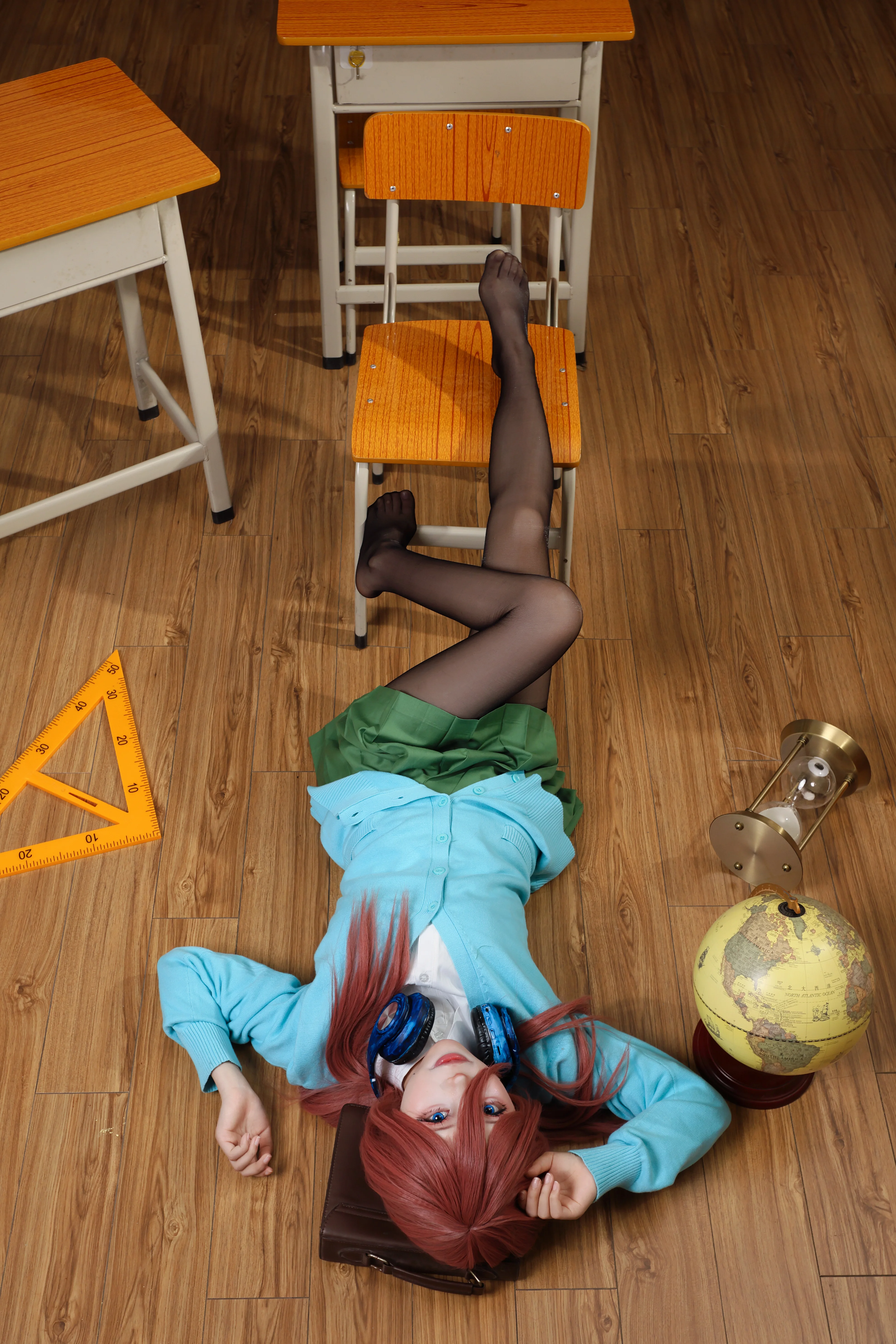 【中野三玖cos】五等分的新娘，捕捉校园里的静谧瞬间 - 第4张