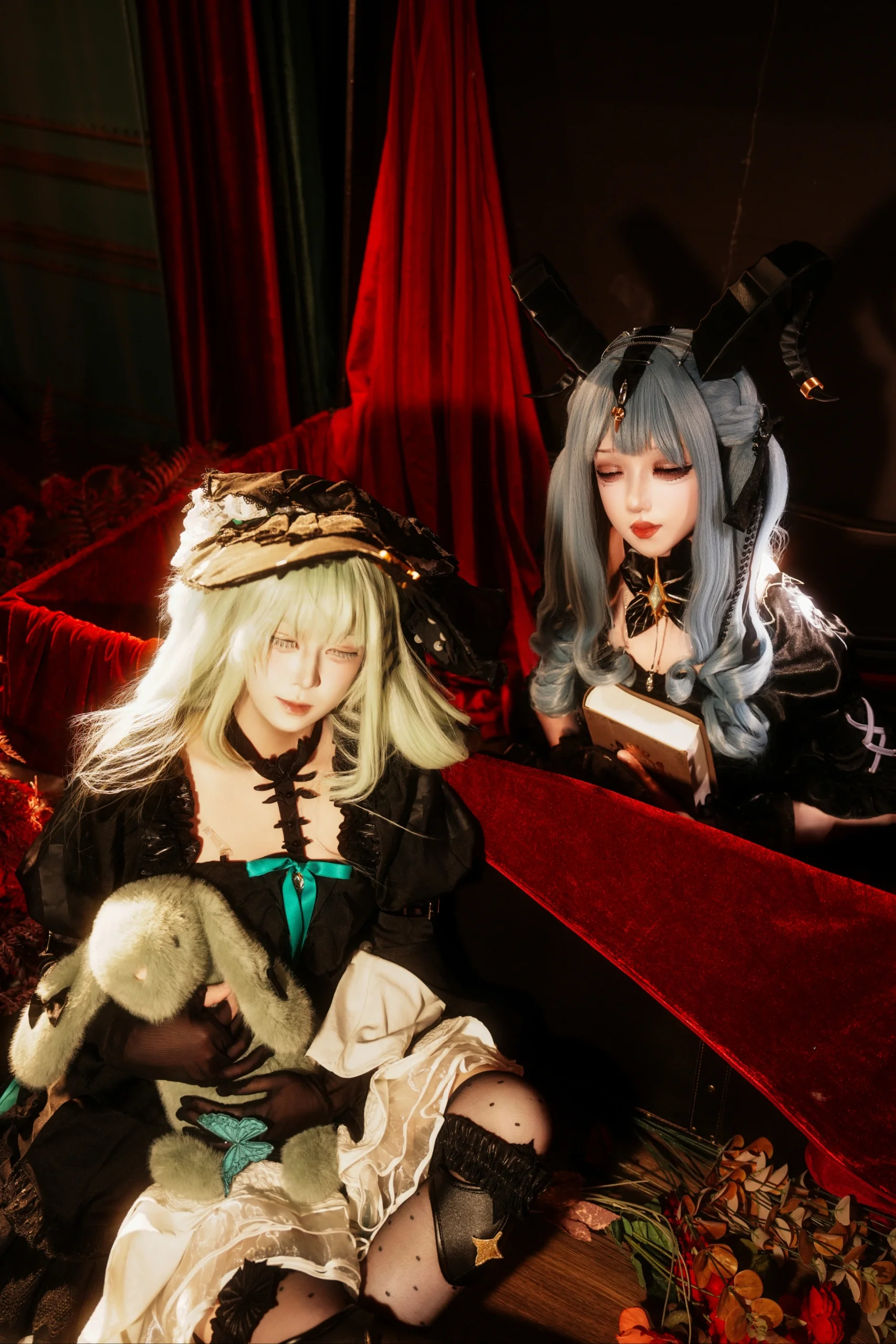 【若葉睦cos】明日方舟裡的哥特雙人組，和祥子的紅幕布前相遇