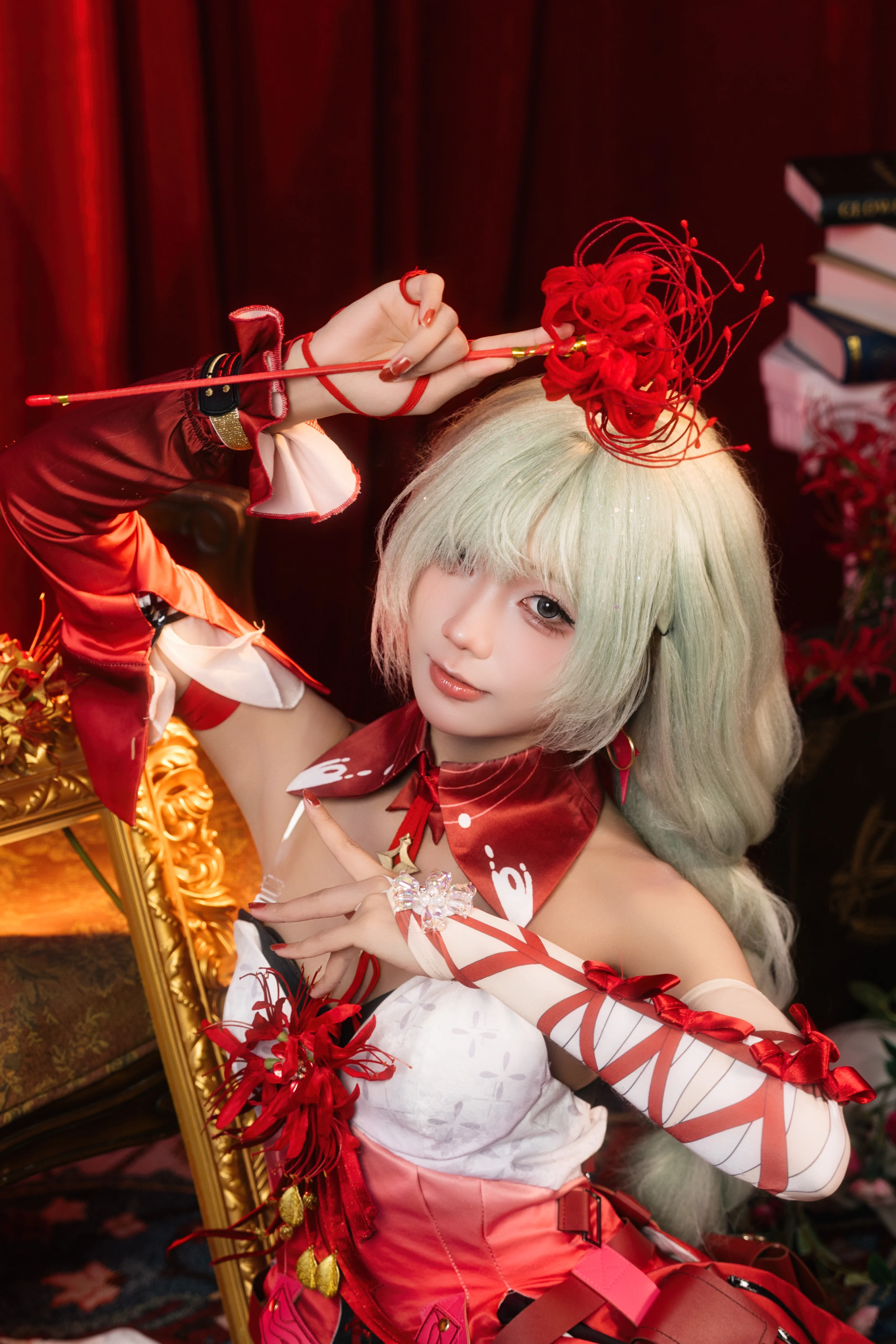 [Phrolova cosplay] Red and White in Wuthering Waves: A Silent Fugue Movement
