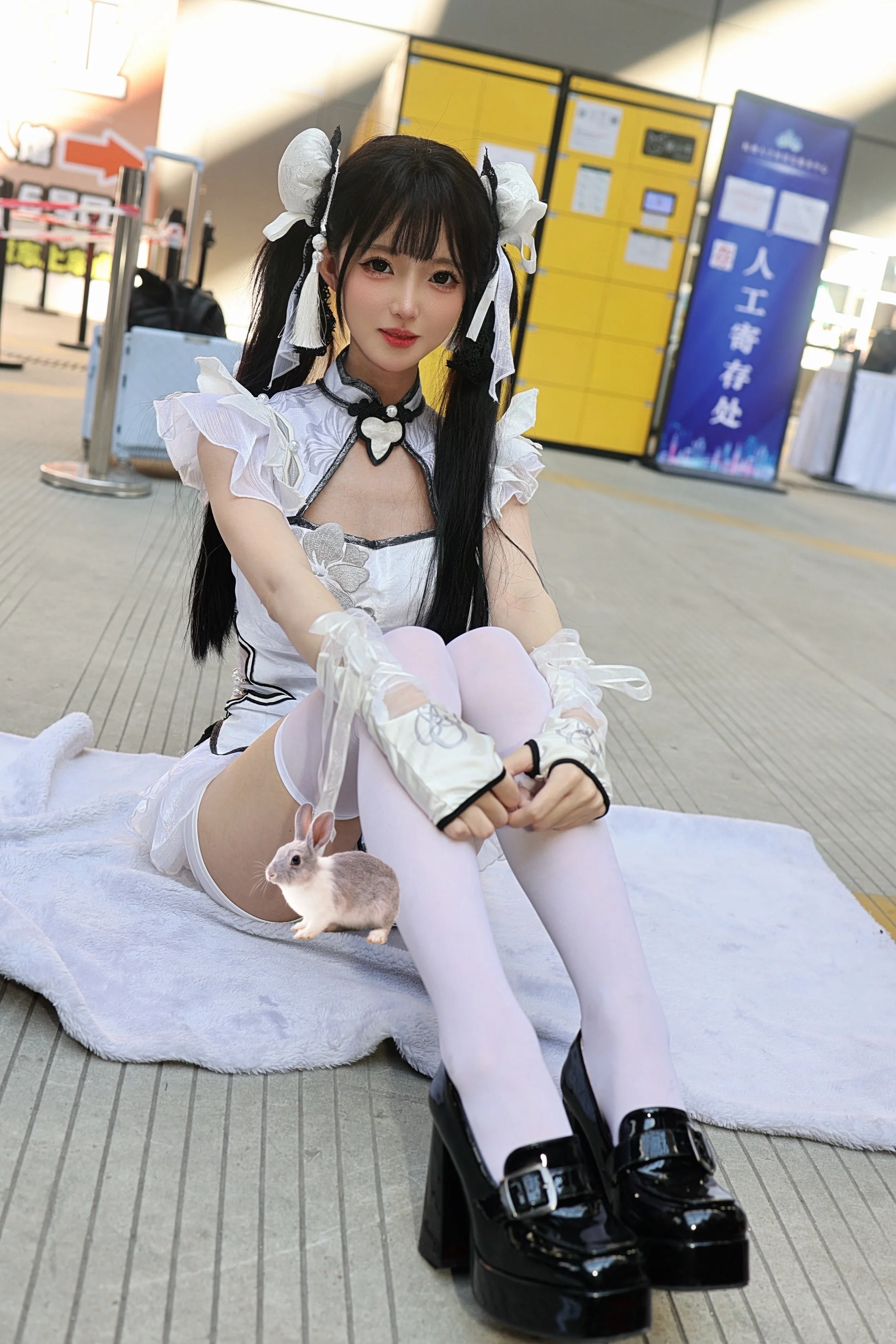 【殷紫萍cos】漫展现场的灵动瞬间，还原角色的魅力 - 第 2 张