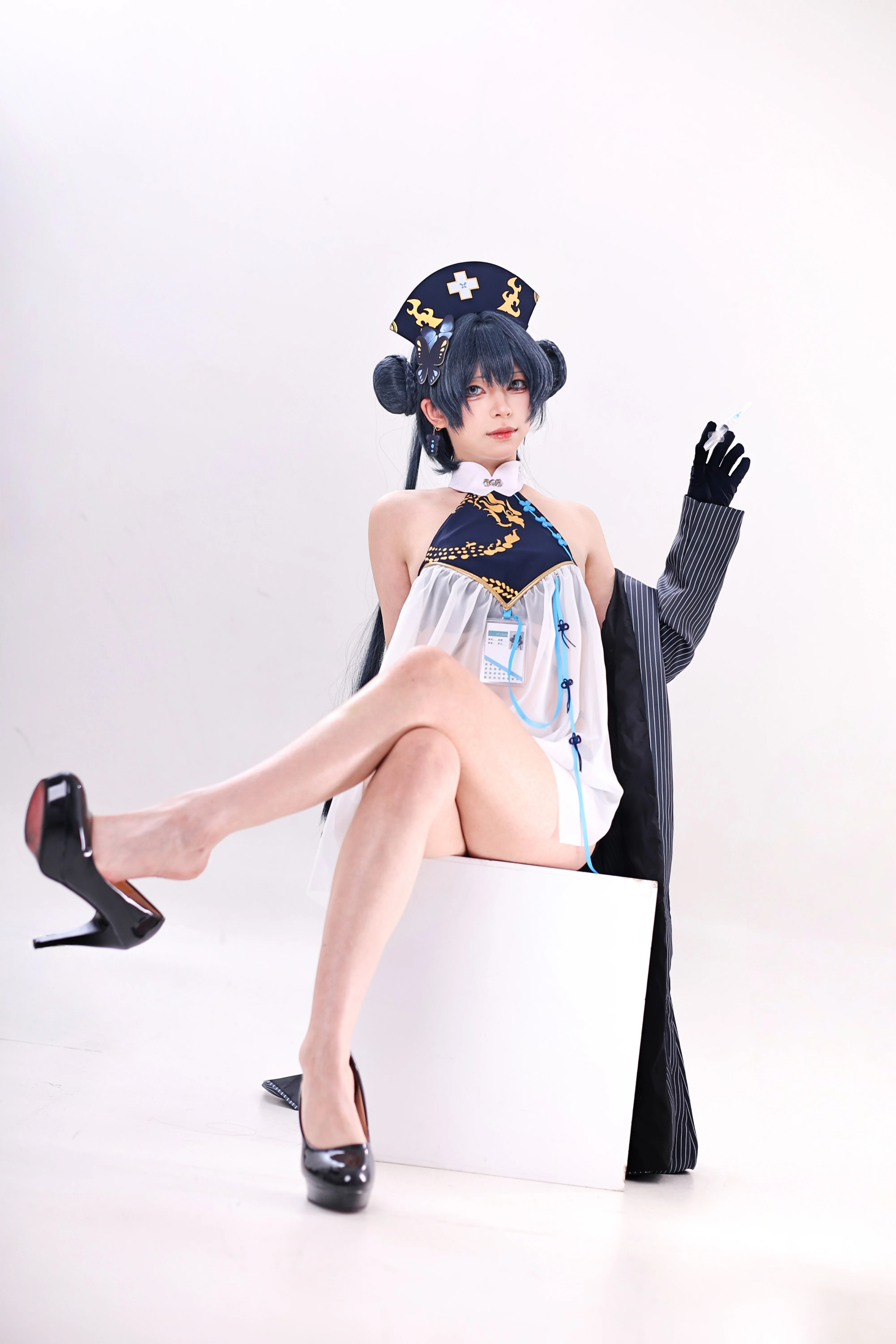 【妃咲cos】黑白色调下的护理官，安静与专注并存