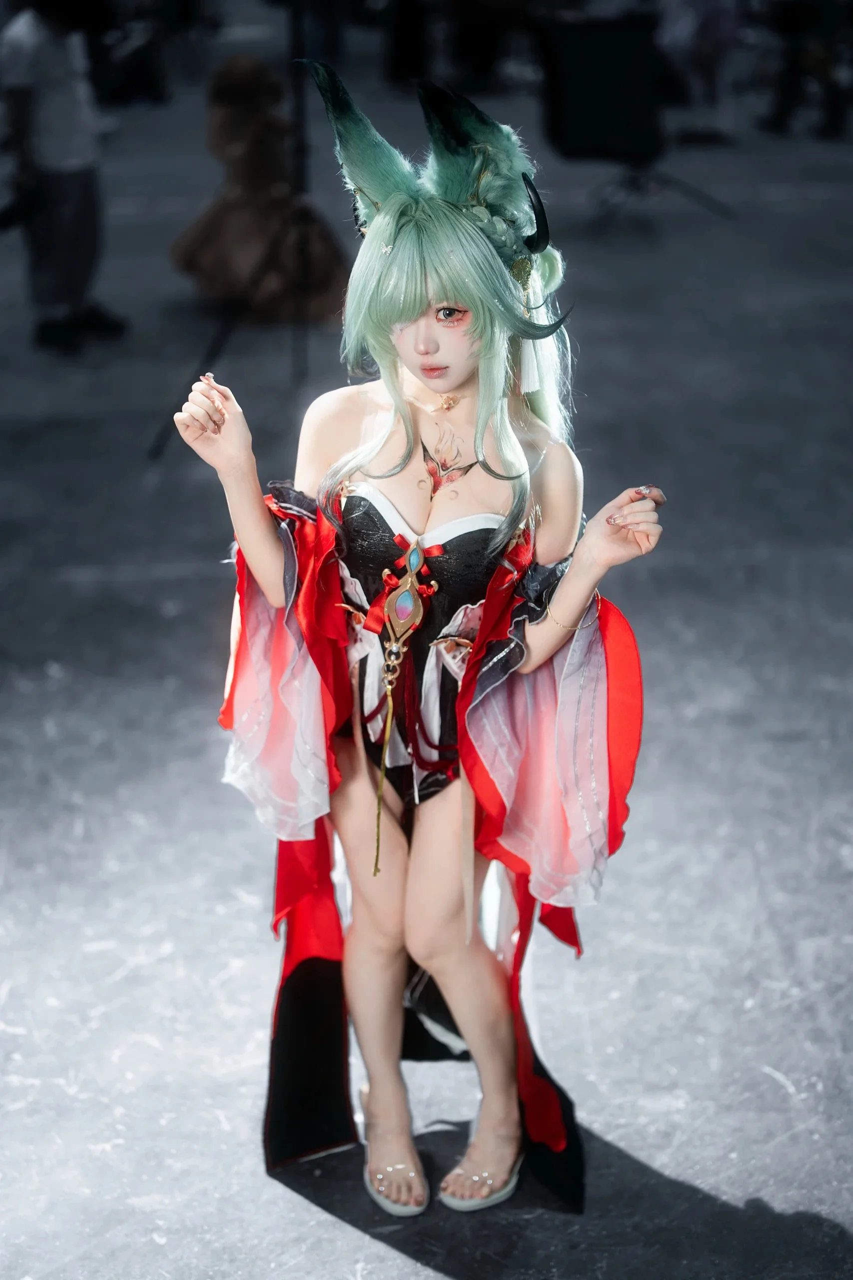 【心月弗cos】鸣潮里的狐耳少女，萤火虫漫展实录 - 第 5 张