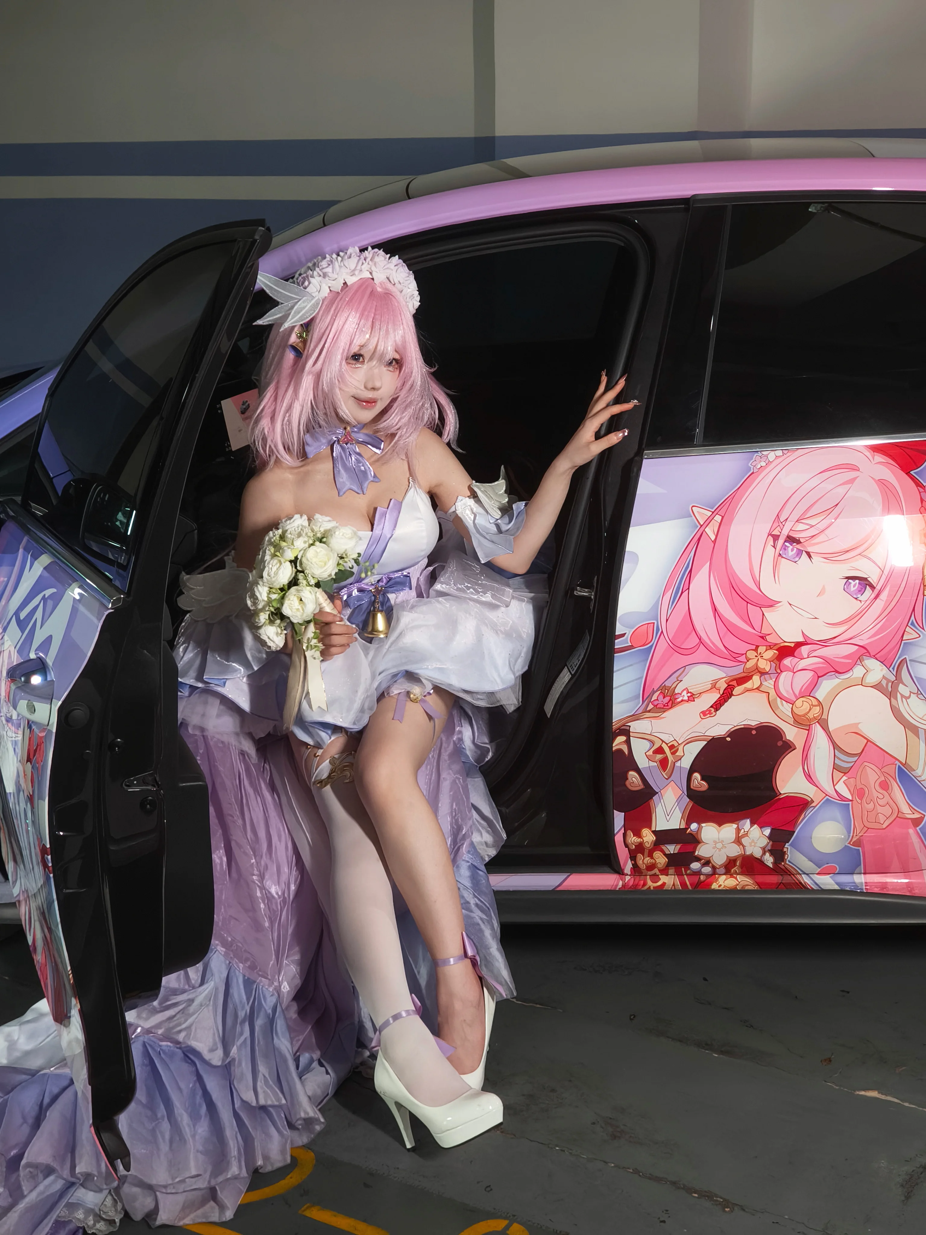 【爱莉希雅cos】崩坏三的花嫁，在痛车与漫展间的瞬间定格