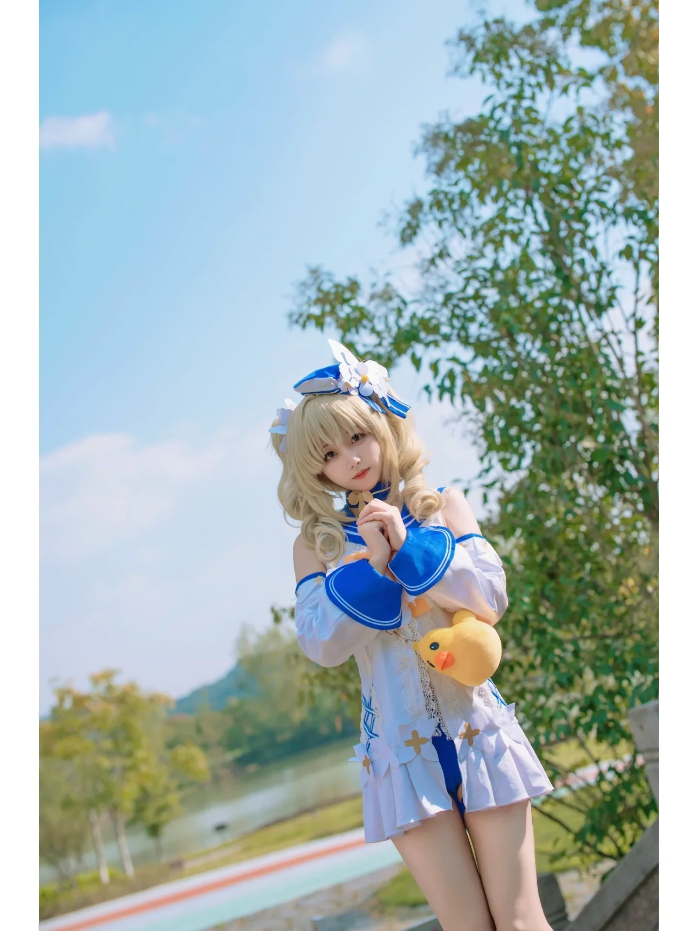 【芭芭拉cos】原神水元素少女的夏日定格 - 第 5 张