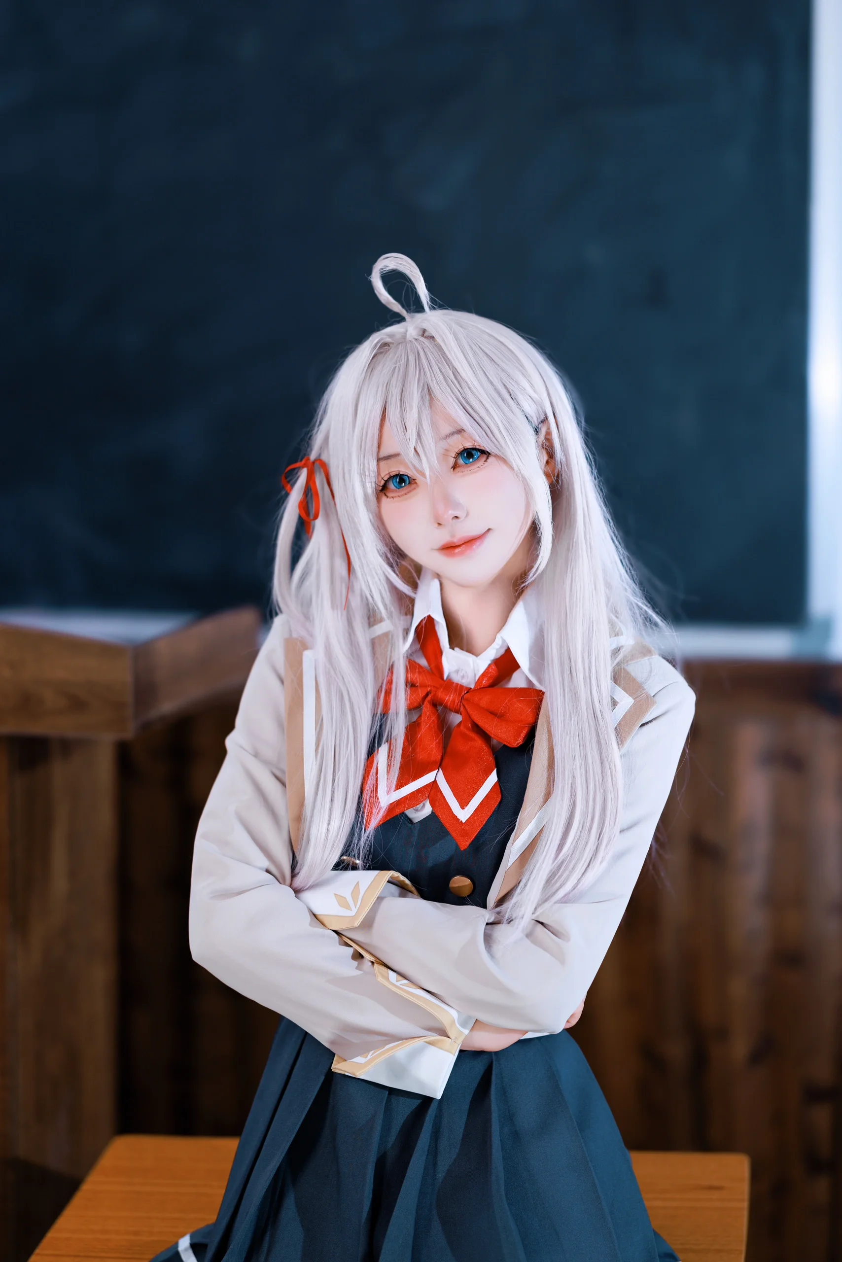 【艾莉同学cos】教室里的放学后，还原不时地以俄语遮羞的邻座艾莉同学 - 第 13 张