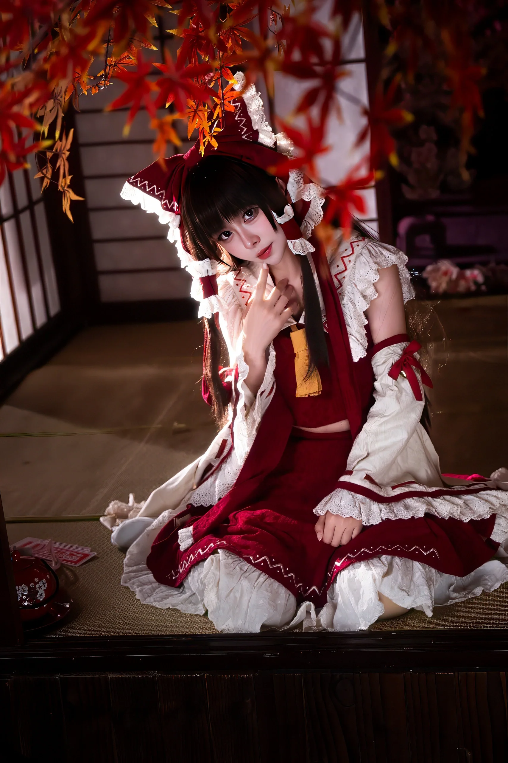 【博丽灵梦cos】东方project红白巫女的枫叶和室时光 - 第 2 张
