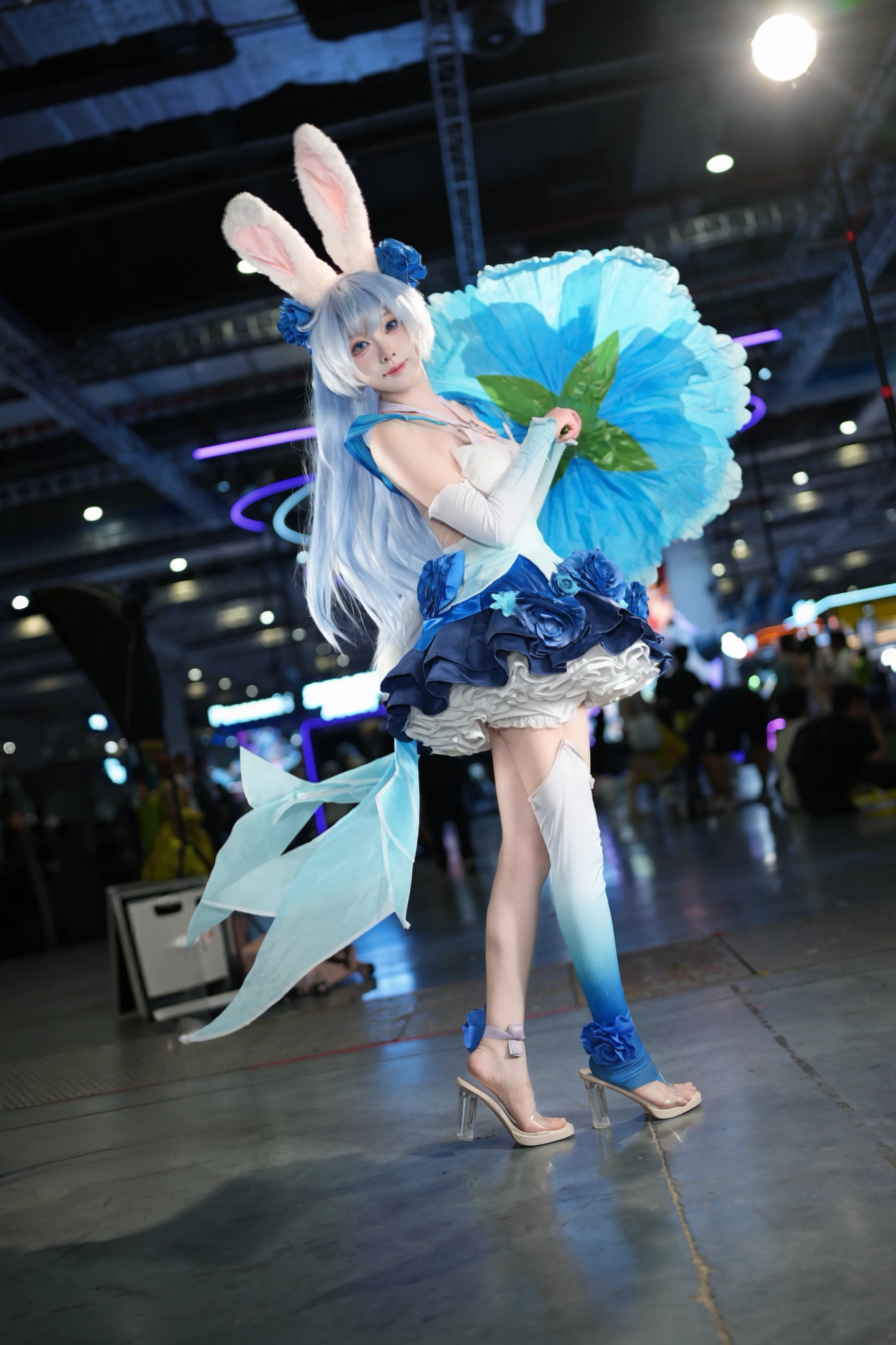 【公孙离cos】王者荣耀花间舞，展馆里的灵动时刻 - 第 3 张