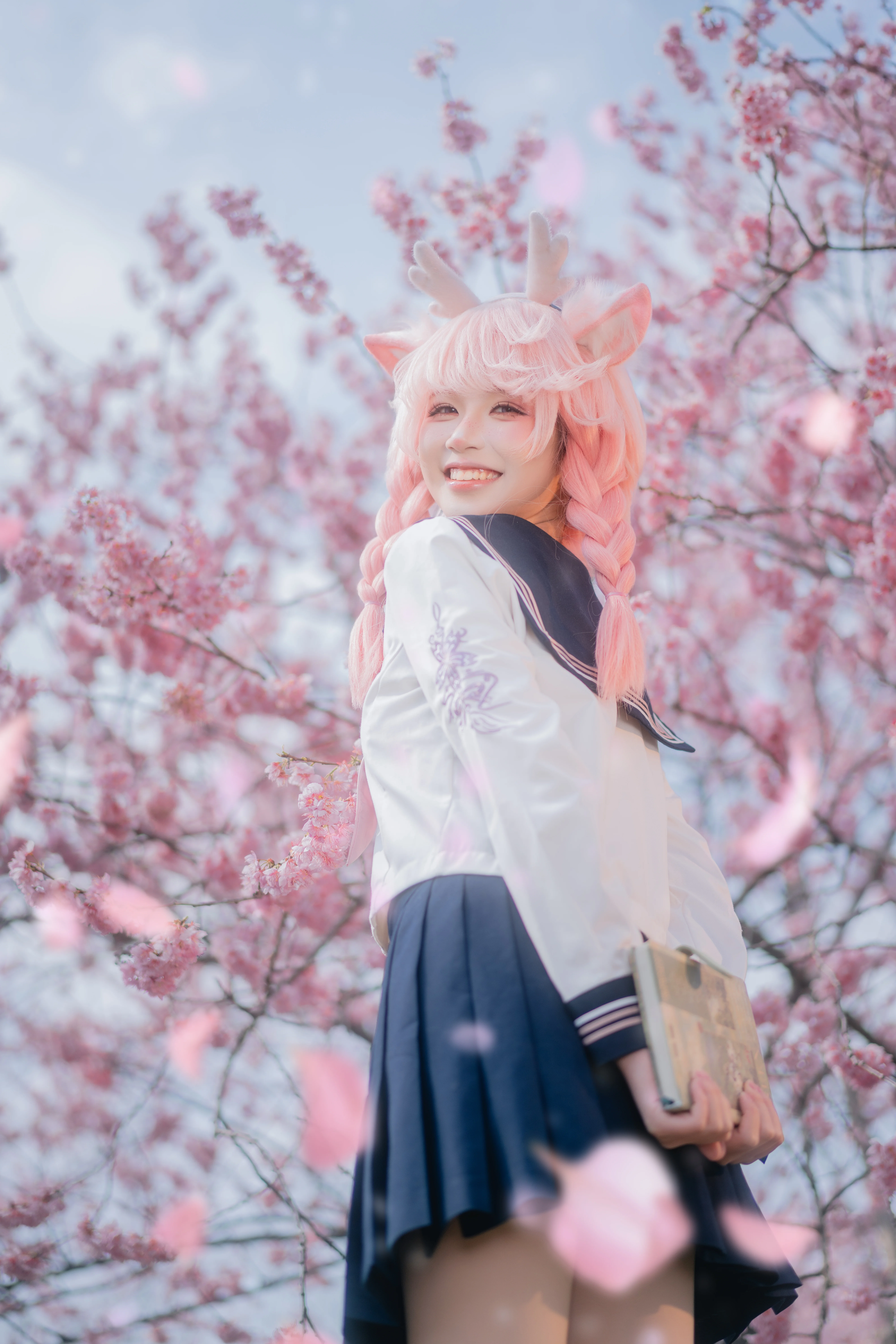 【瑶cos】樱花林里的赴约，春日JK造型分享 - 第 11 张