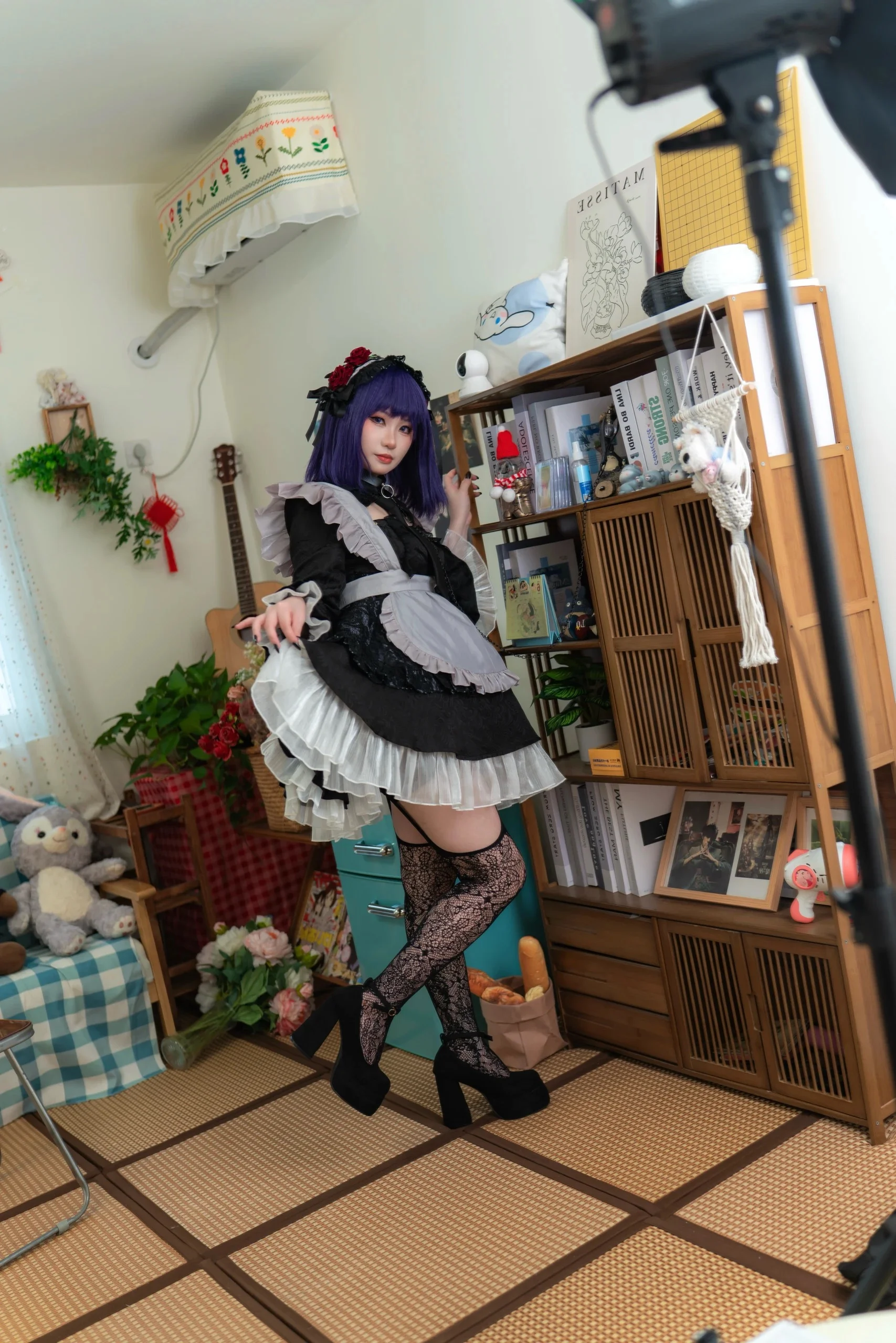 【黑江雫cos】更衣人偶墜入愛河，魔法少女的慵懶居家時刻 - 第 5 張