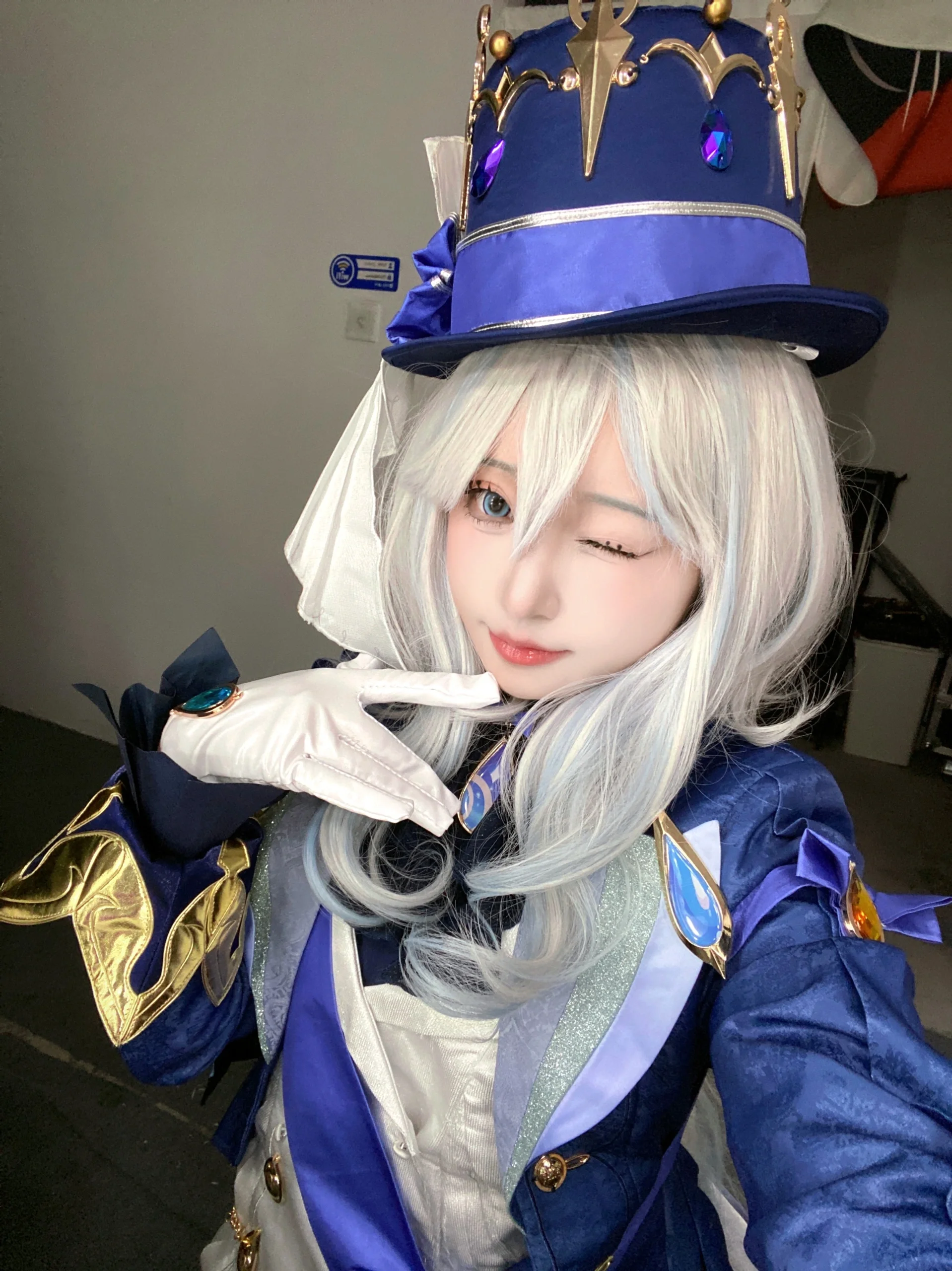 【芙宁娜cos】欢迎来到水的国度，自拍记录与日常演绎 - 第 3 张