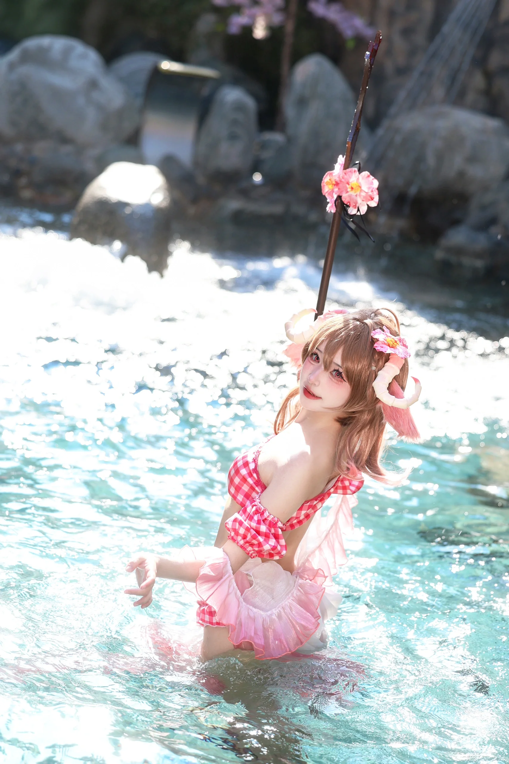 【エイヤフィヤトラ コスプレ】夏の水辺がもたらす清涼な一瞬 - 5 枚目