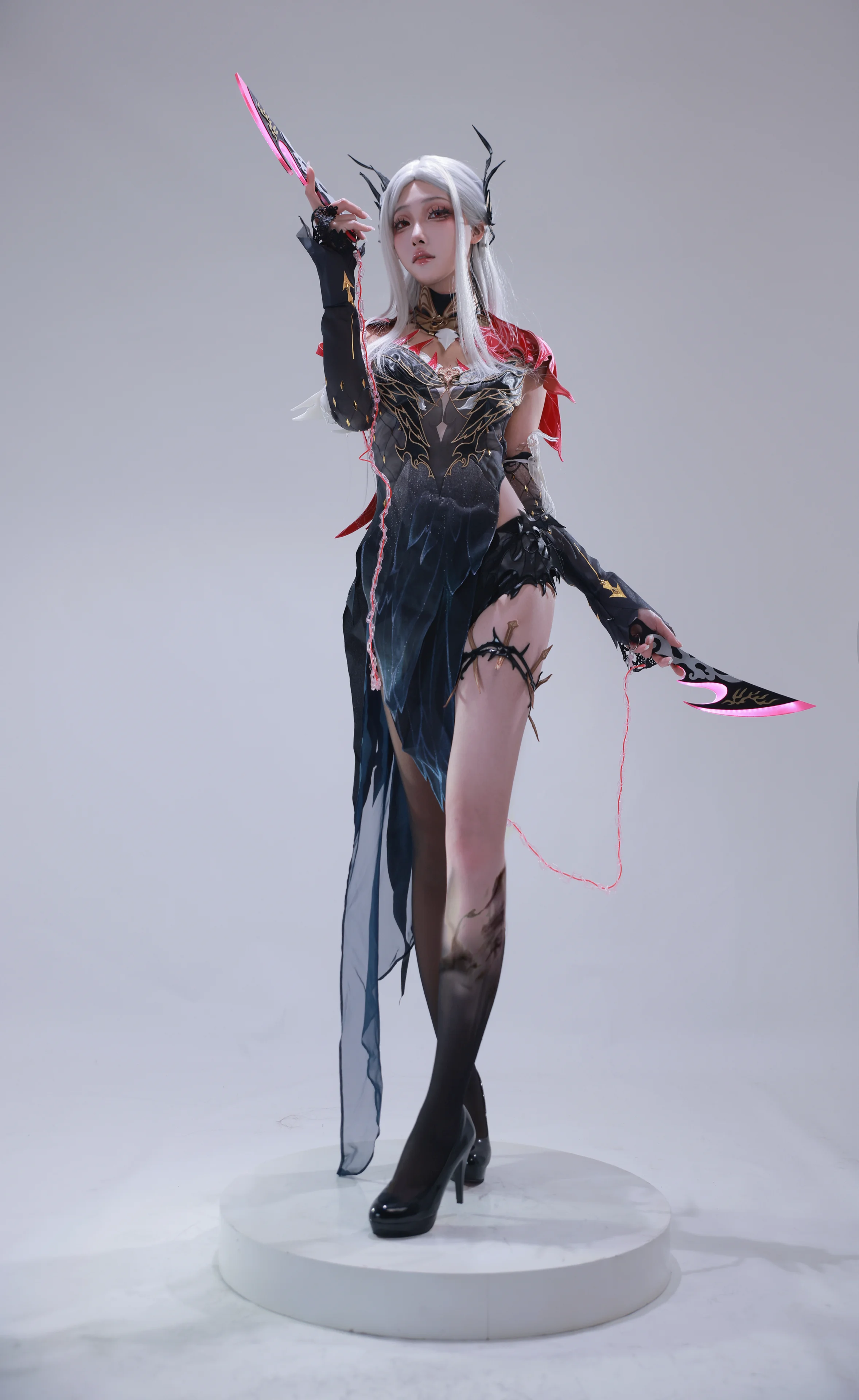 [Zai Ji Feather Shadow cosplay] Blades and Threads in NARAKA: BLADEPOINT - Image 1
