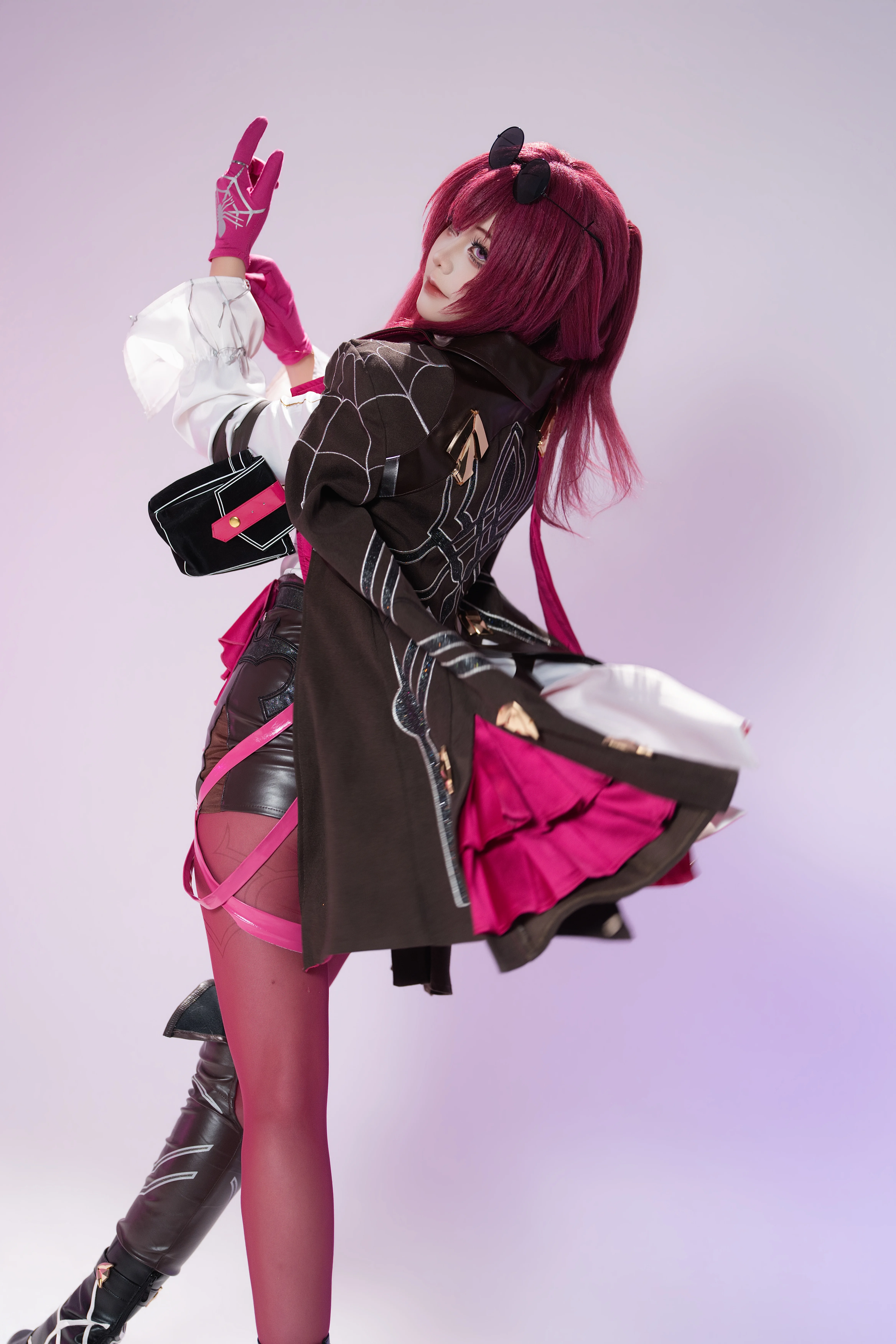 【卡芙卡cos】崩坏星穹铁道三周年纪念，用这组正片展现角色的战斗质感 - 第 2 张