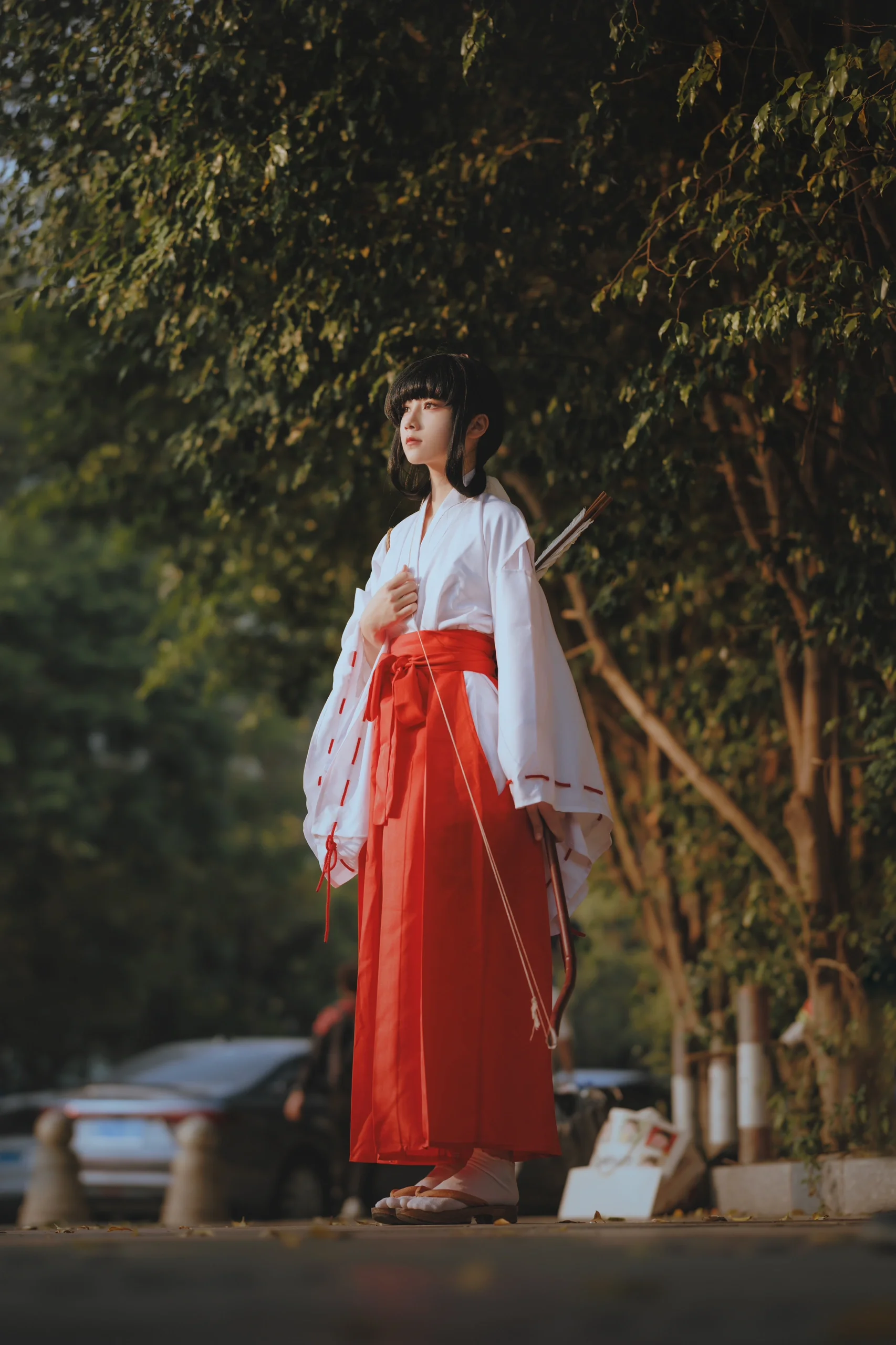 【Kikyo cosplay】Recreating the elegance of the Inuyasha shrine maiden at Firefly ACG Expo - Image 1