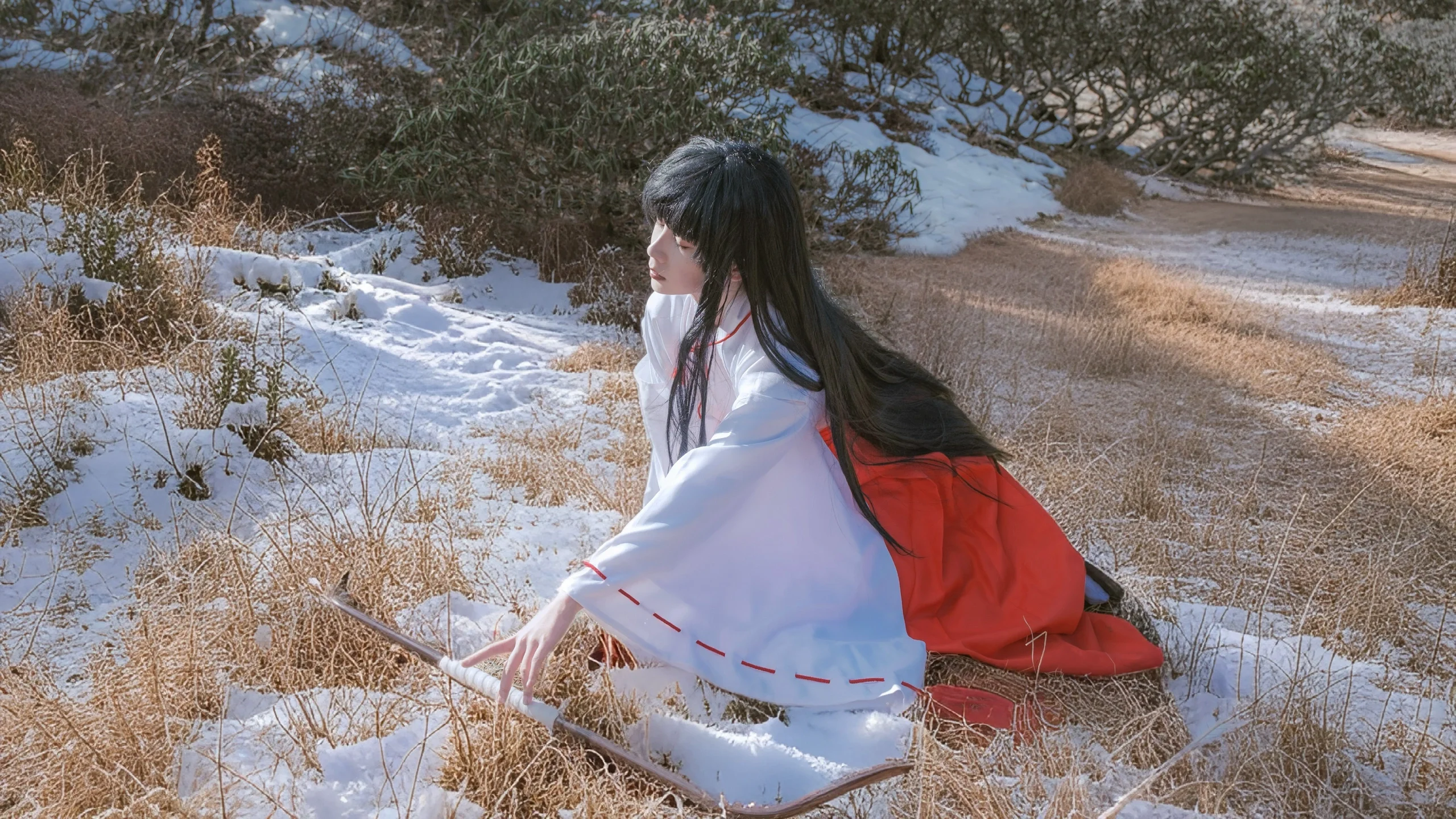 【桔梗cos犬夜叉】苍山雪景中的巫女与弓 - 第 13 张