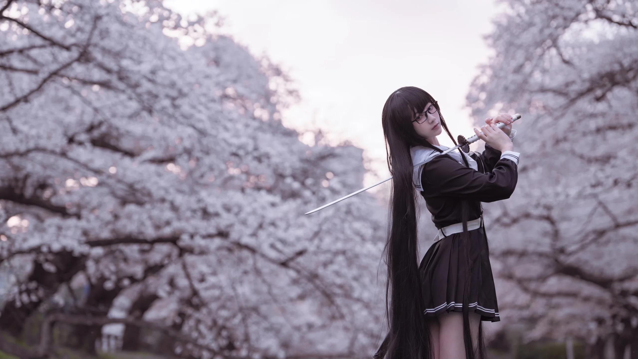 【黑姬cos】樱花与太刀，去年四月在溪边的拍摄碎片 - 第 6 张