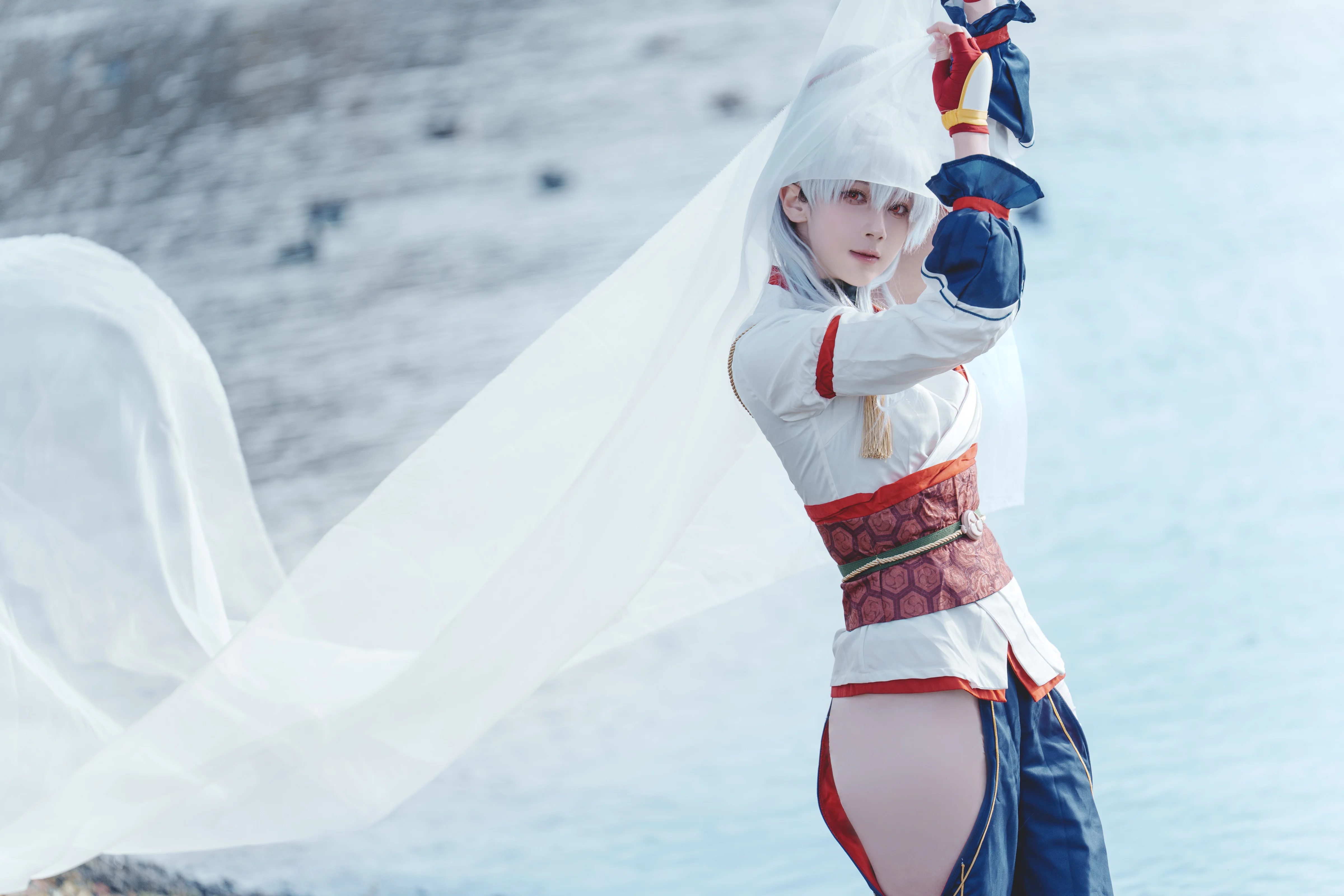 【巴御前cos】FGO一骑当千的英灵降临现实，雪山与水畔的飒爽魅力