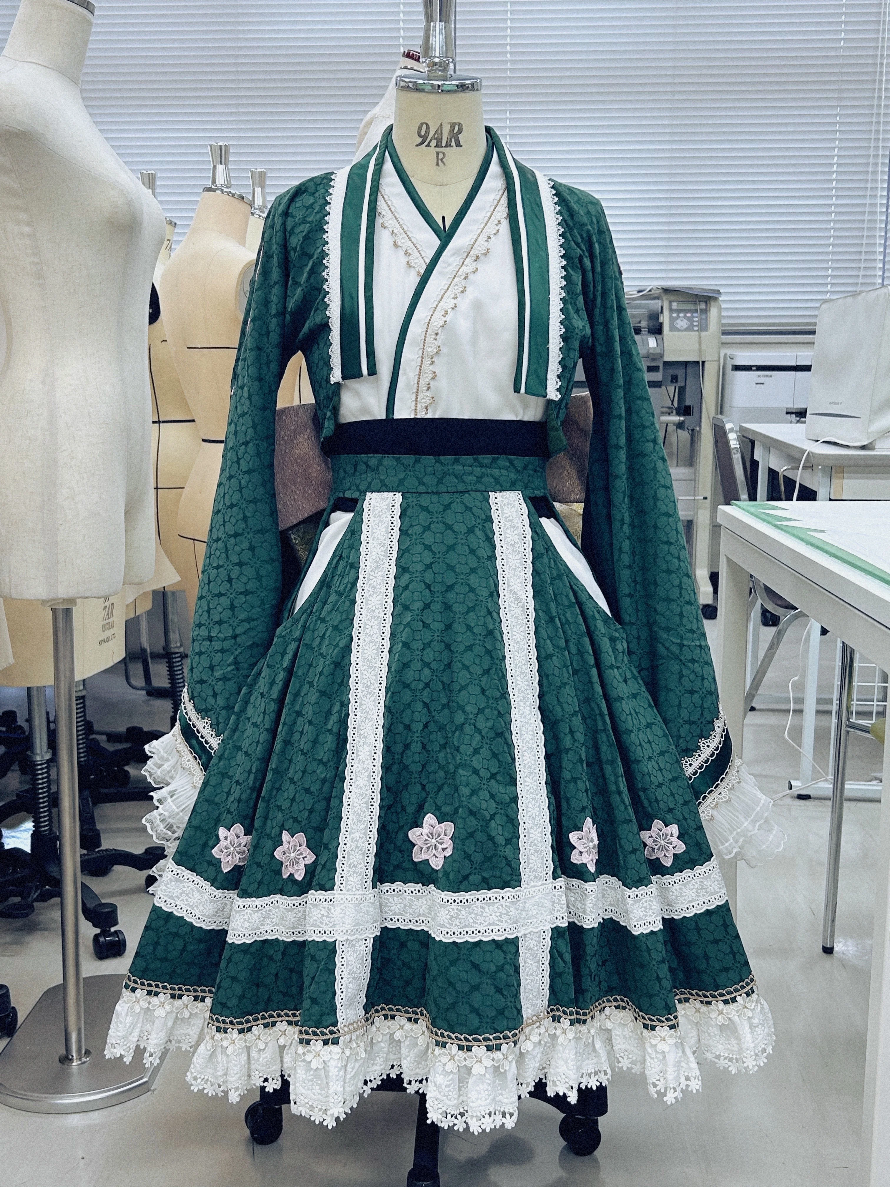 [Youmu Konpaku cosplay] Slashing the Spring Breeze, Double Good News of Reitaisai Photobook and Chinese Costume Exhibition - Image 2