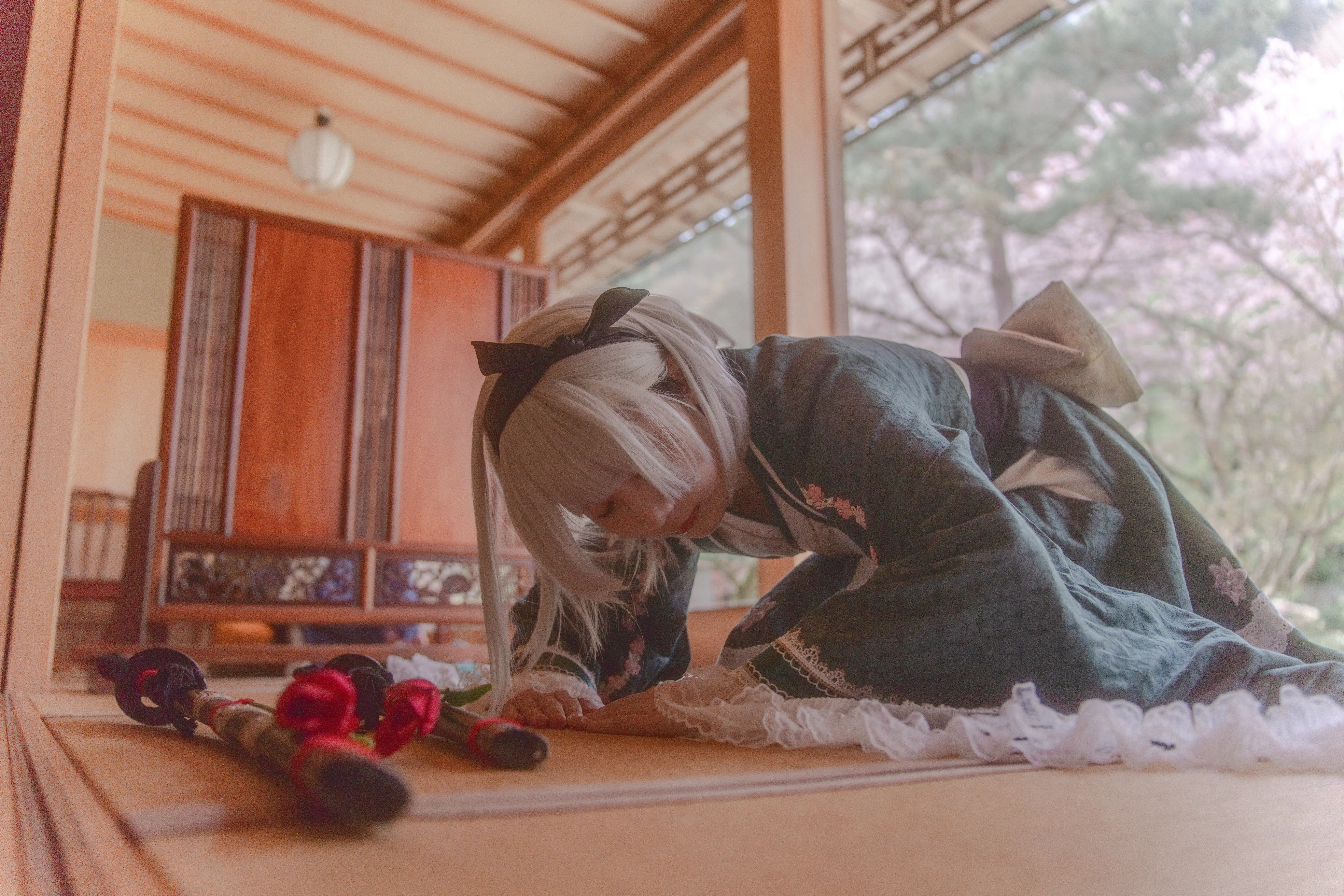 【魂魄妖夢cos】東方Project，白玉樓下的春日揮刀與靜謐瞬間 - 第 7 張
