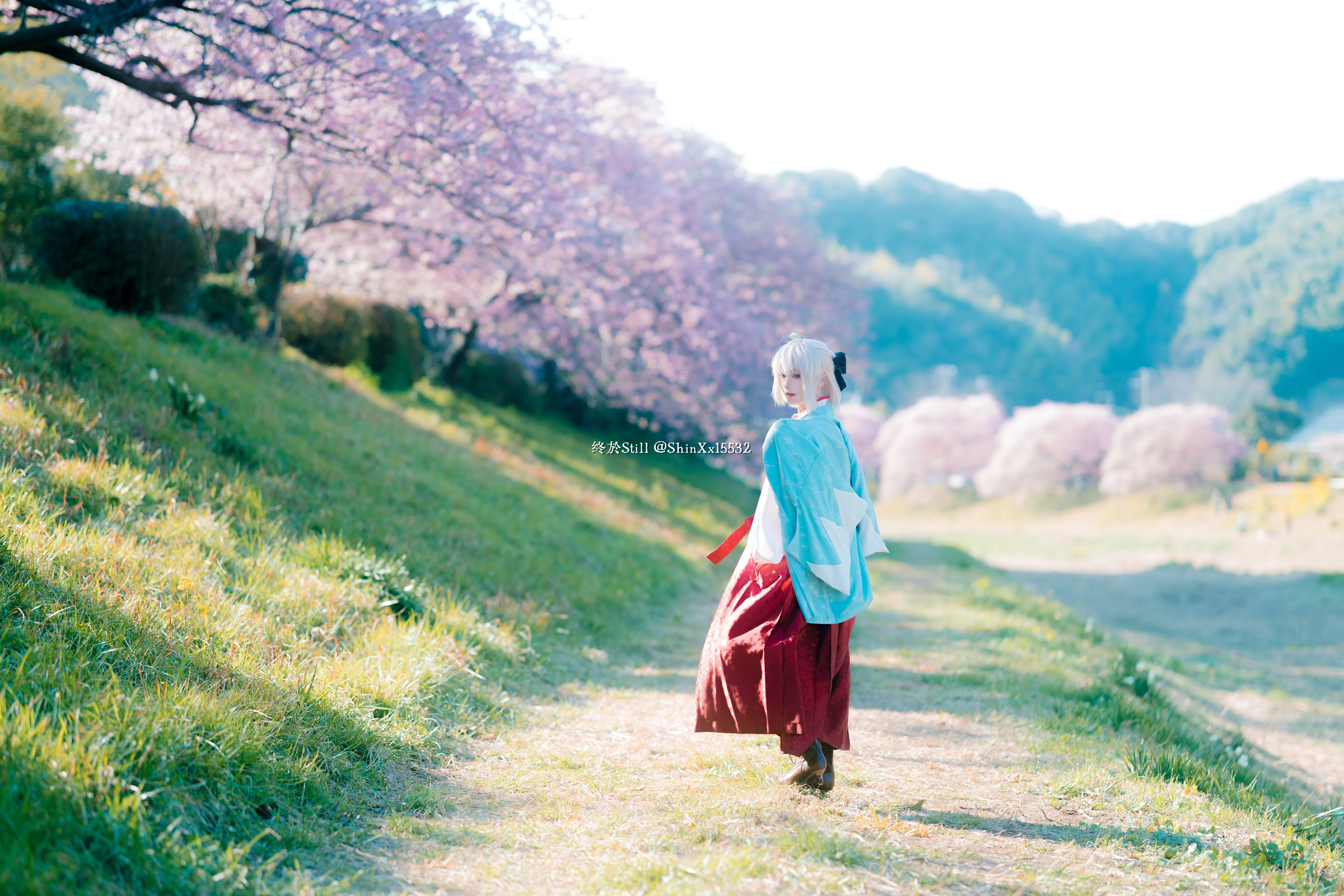[Okita Souji Cosplay] The Haori Has Finally Arrived, Chasing Dreams Under the Cherry Blossoms in Fate/Grand Order - Image 5