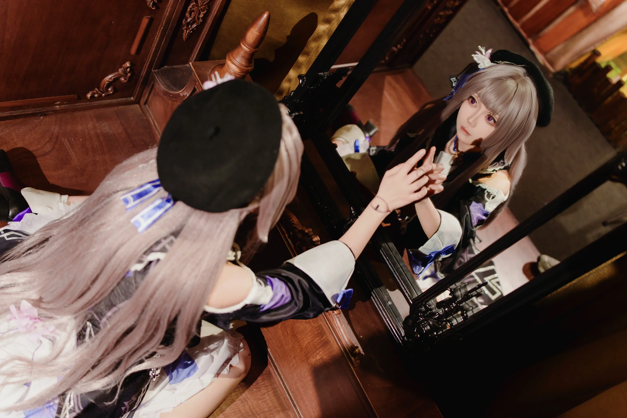 【黑塔cos】镜面探寻，崩坏星穹铁道的优雅神秘瞬间 - 第 6 张