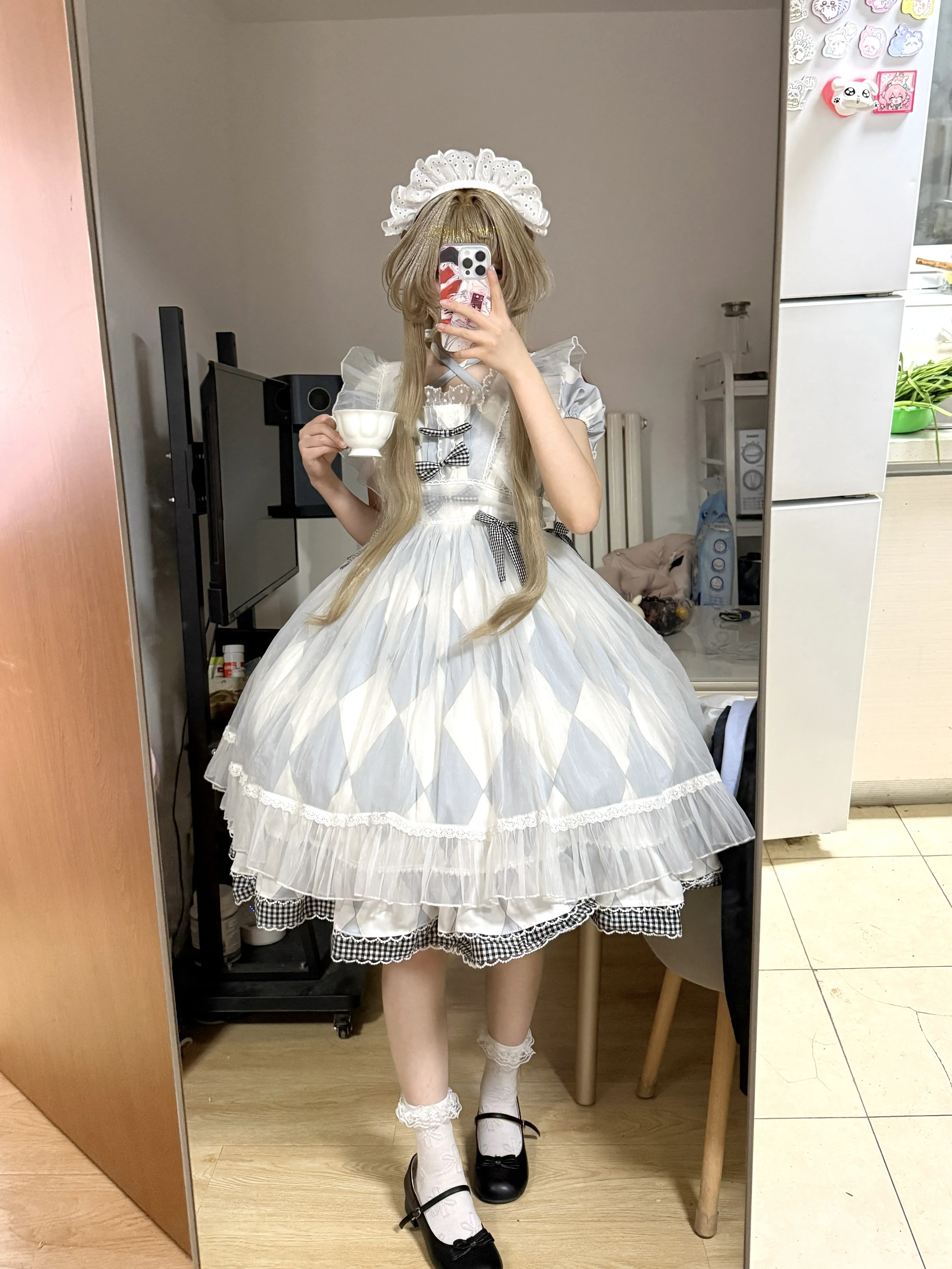 【桑多涅cos】蓝白菱格Lo裙与木偶少女的适配度 - 第 2 张
