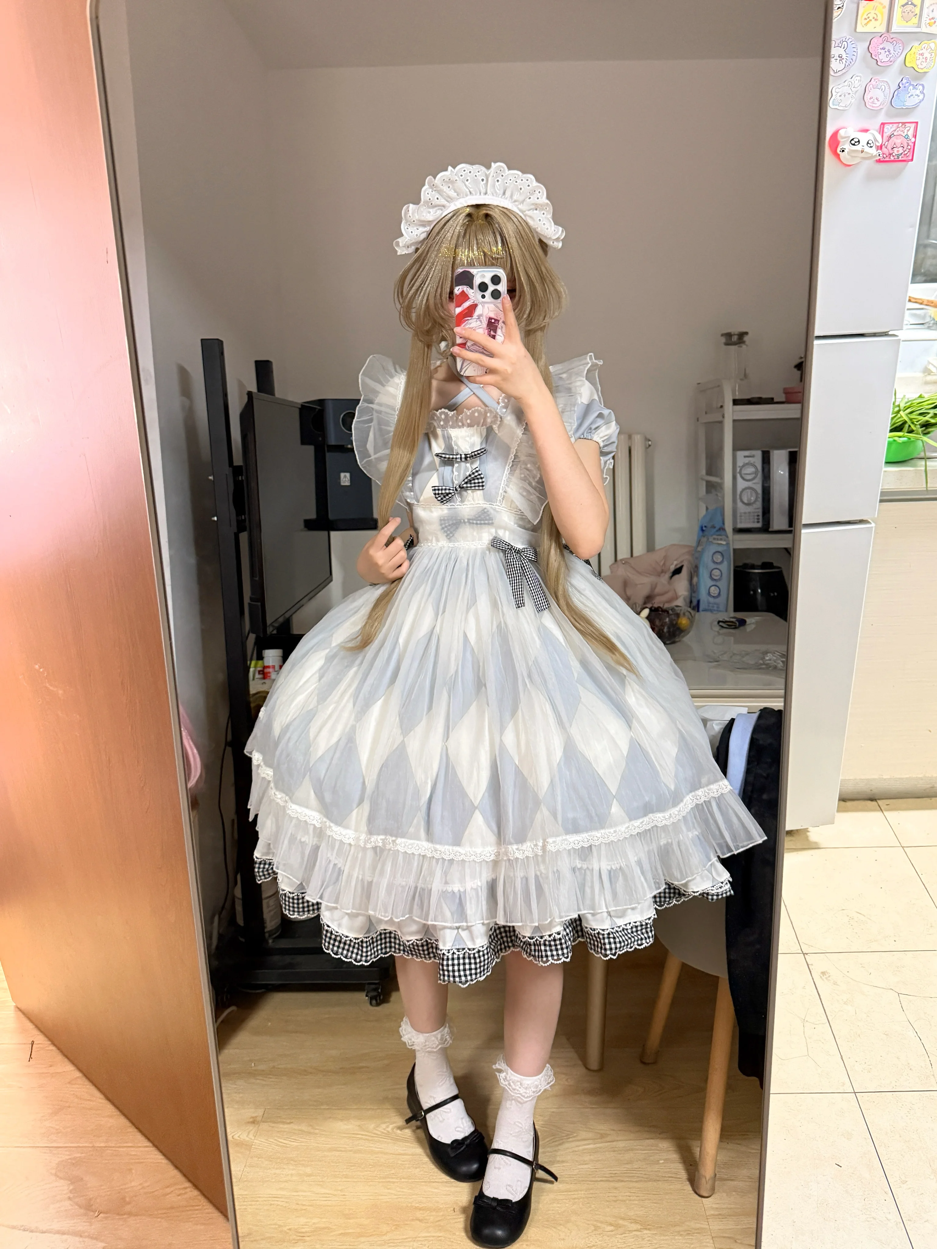 【桑多涅cos】蓝白菱格Lo裙与木偶少女的适配度