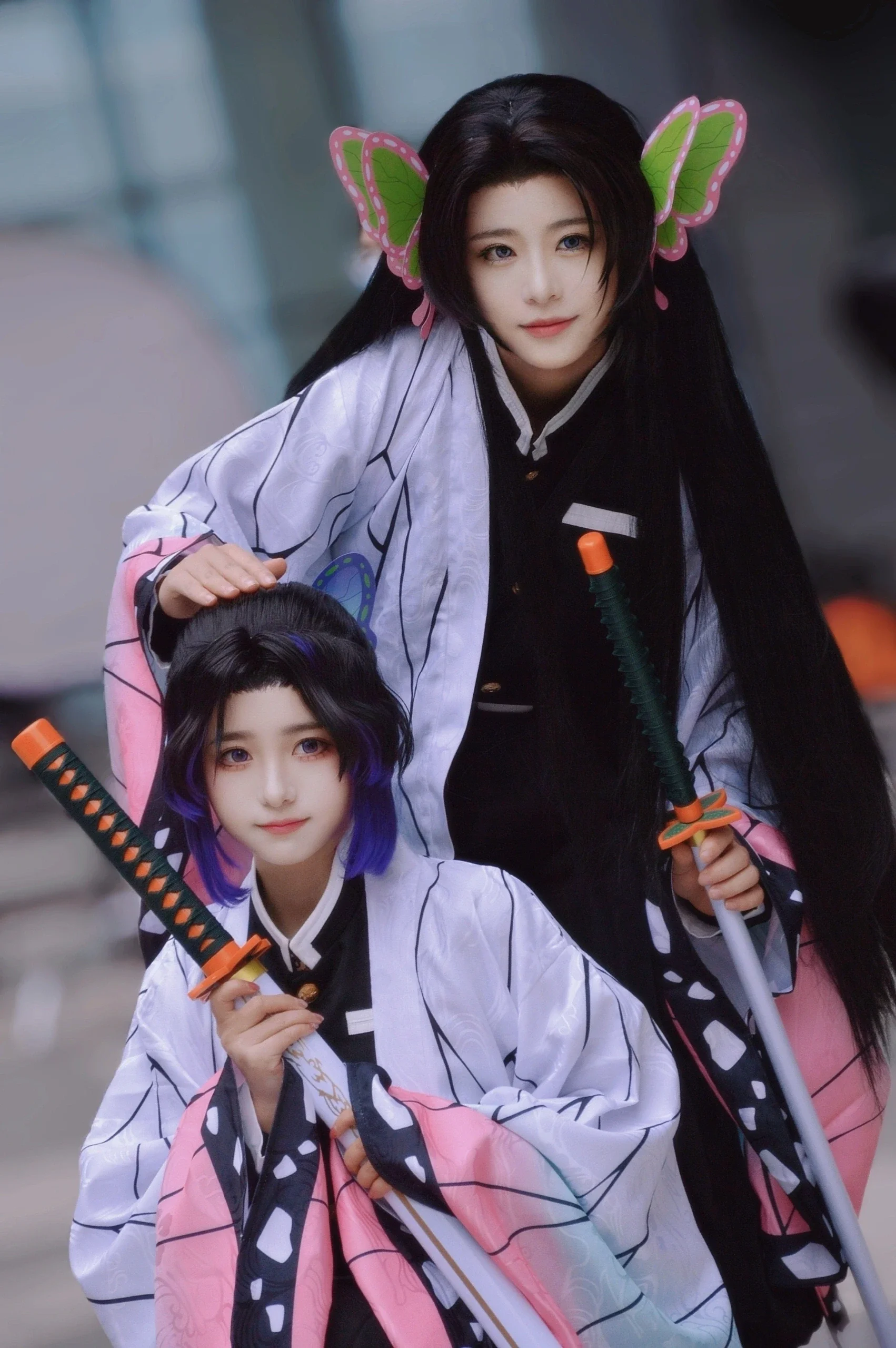 【胡蝶しのぶ コスプレ】姉妹と一緒の「鬼滅の刃」成都ACJOYアニメイベント写真 - 7 枚目