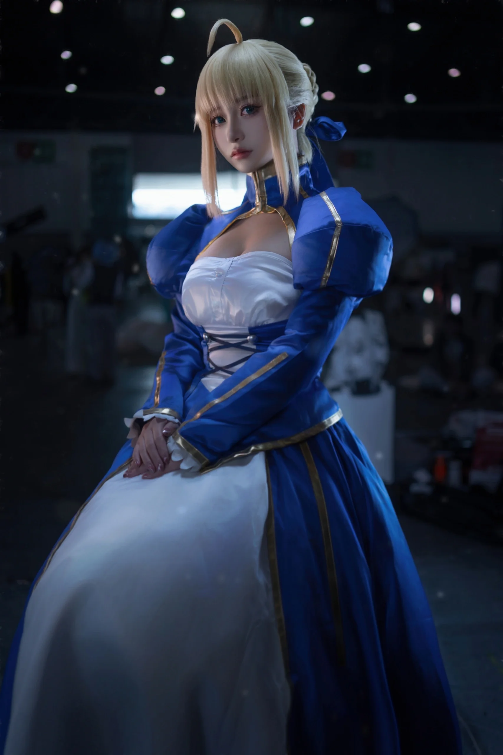 【阿尔托莉雅cos】Fate系列世界线漫展，骑士与礼裙的定妆瞬间 - 第 6 张