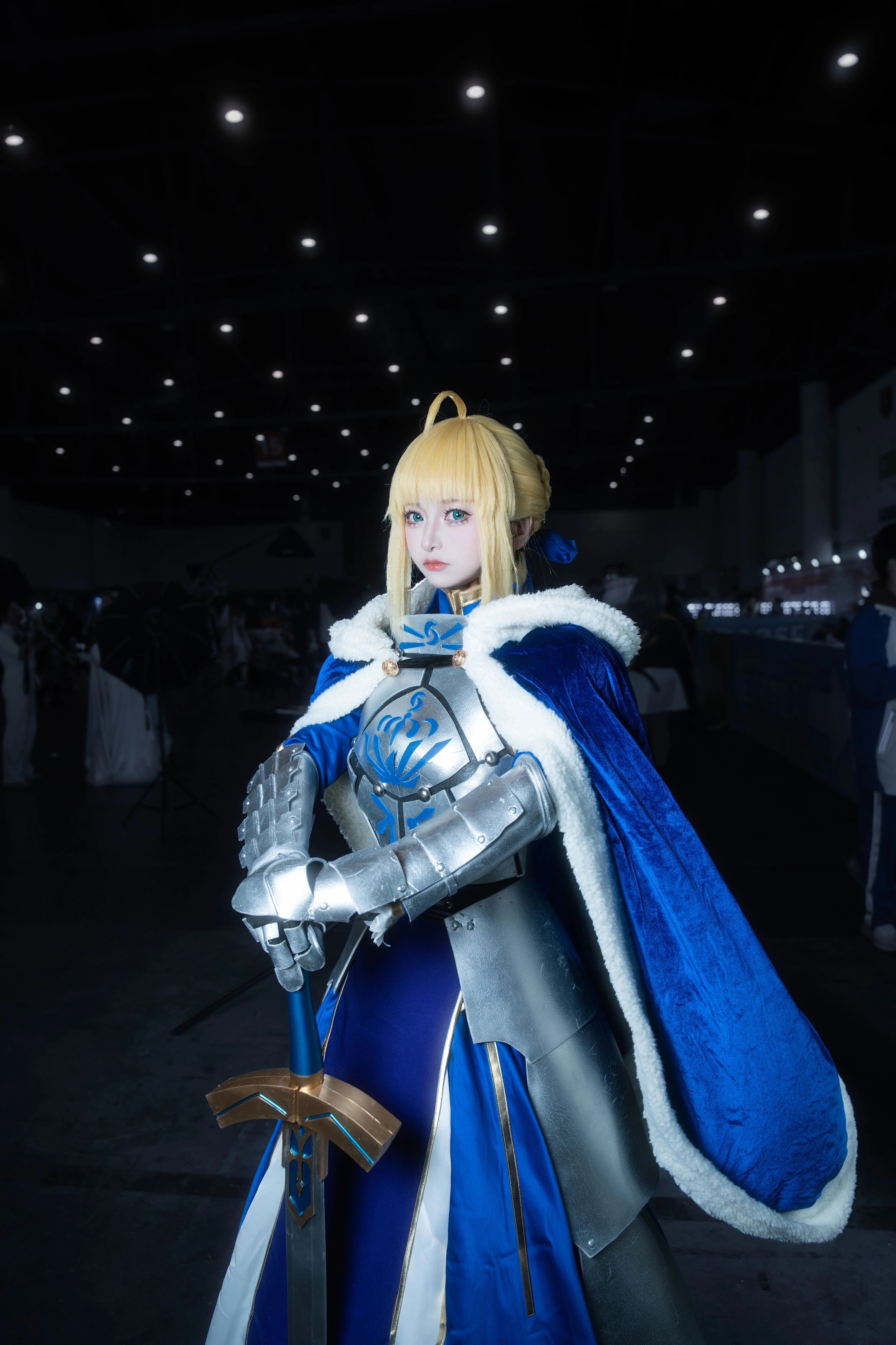 【阿尔托莉雅cos】Fate系列蓝战铠，漫展场照动作姿势全分享 - 第 13 张