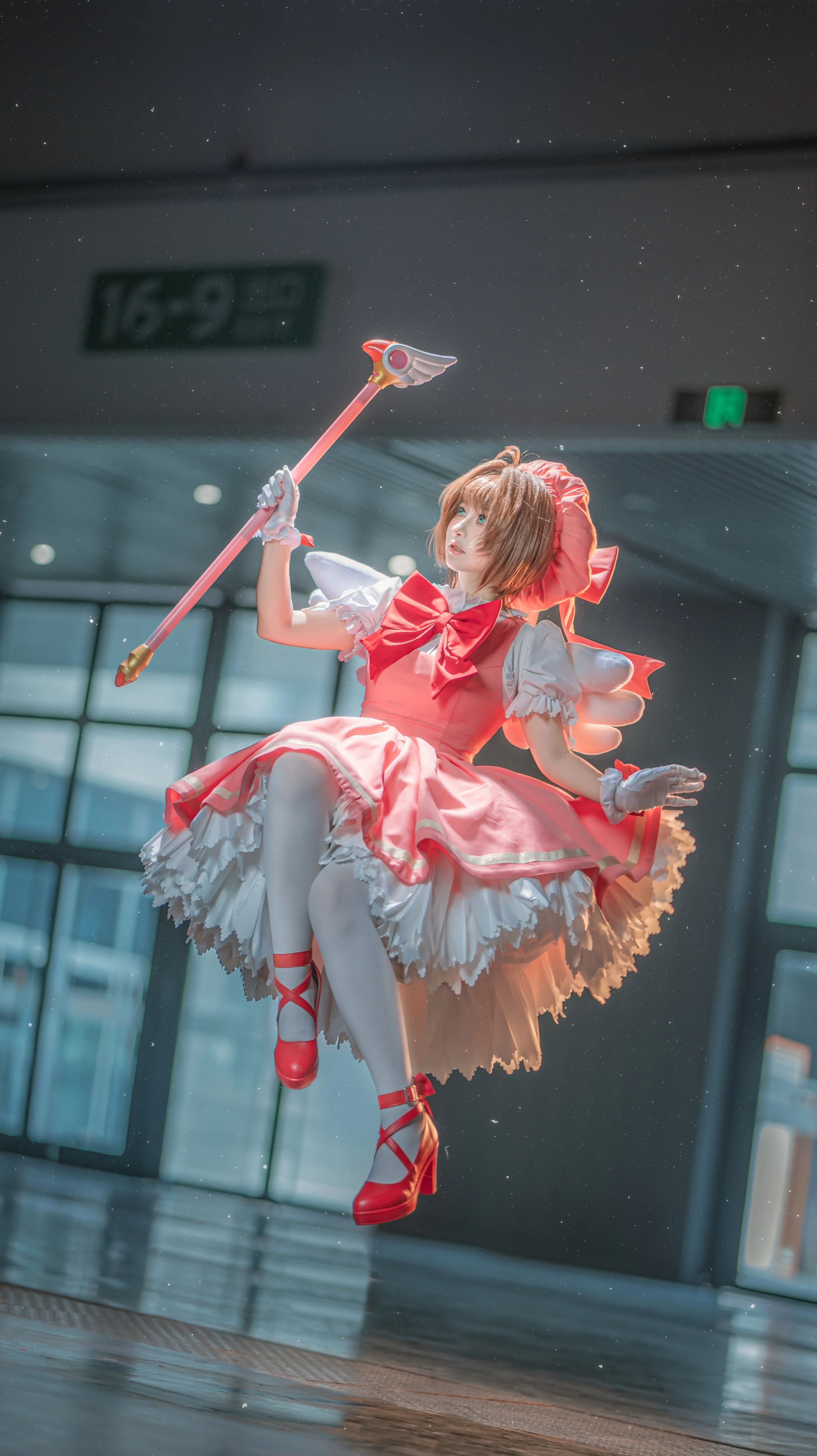 【木之本樱cos】魔卡少女樱室内漫展场照，魔法悬浮瞬间 - 第 4 张