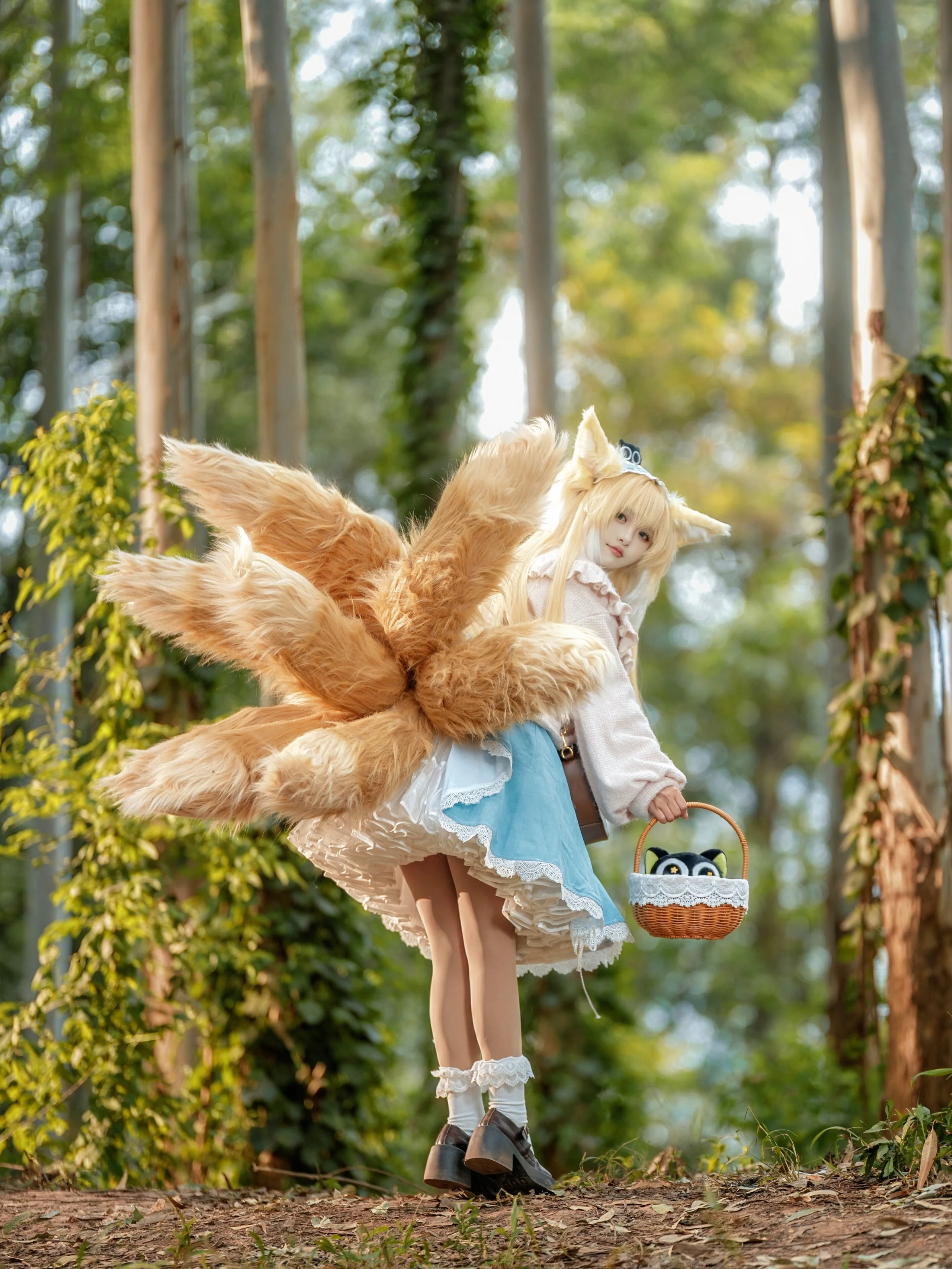 【铃兰cos】森林深处的九尾狐，提着提篮和猫头鹰来见你 - 第 2 张