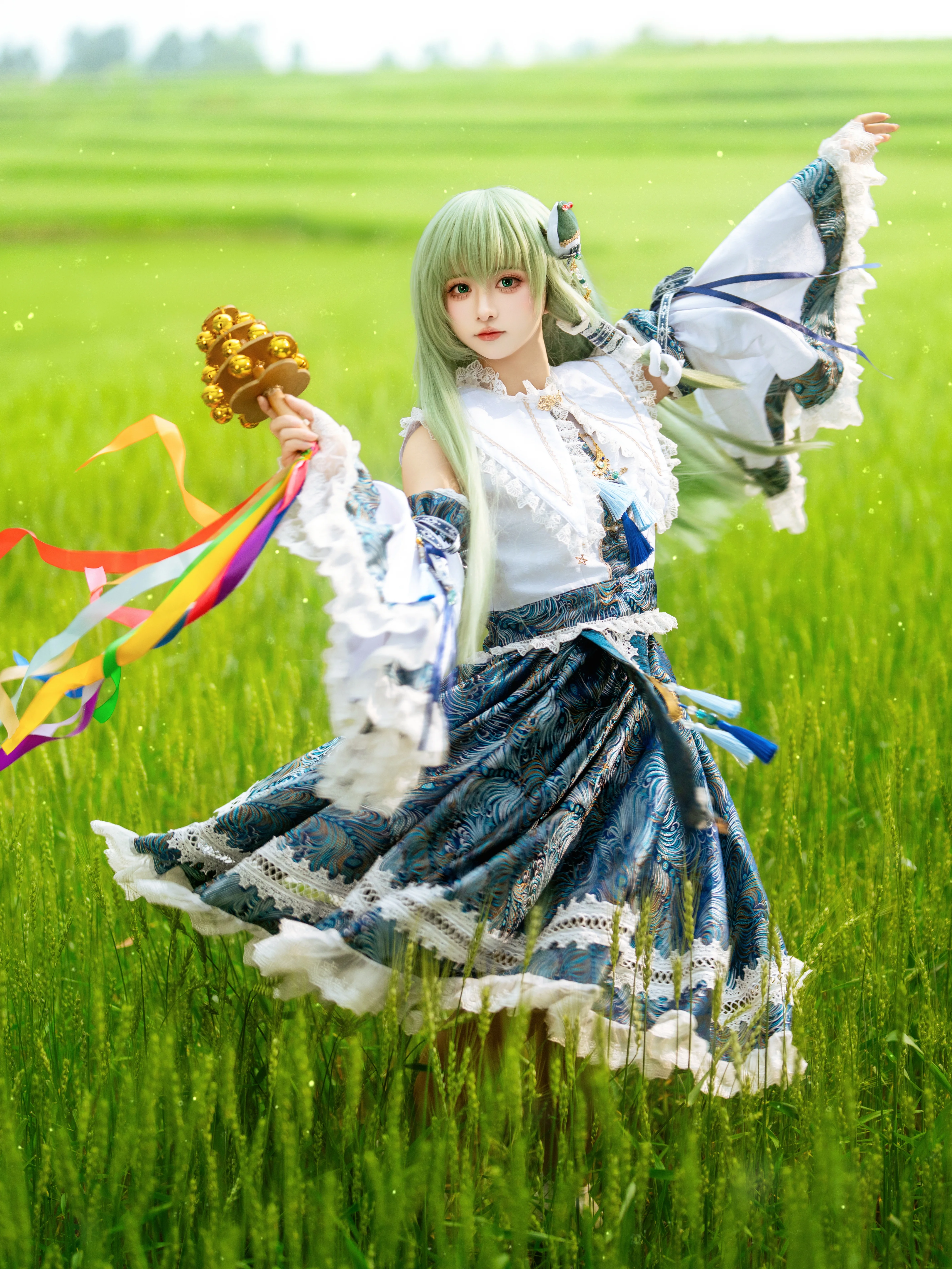 【东风谷早苗cos】春日的风与麦浪中的守矢祈愿 - 第 3 张