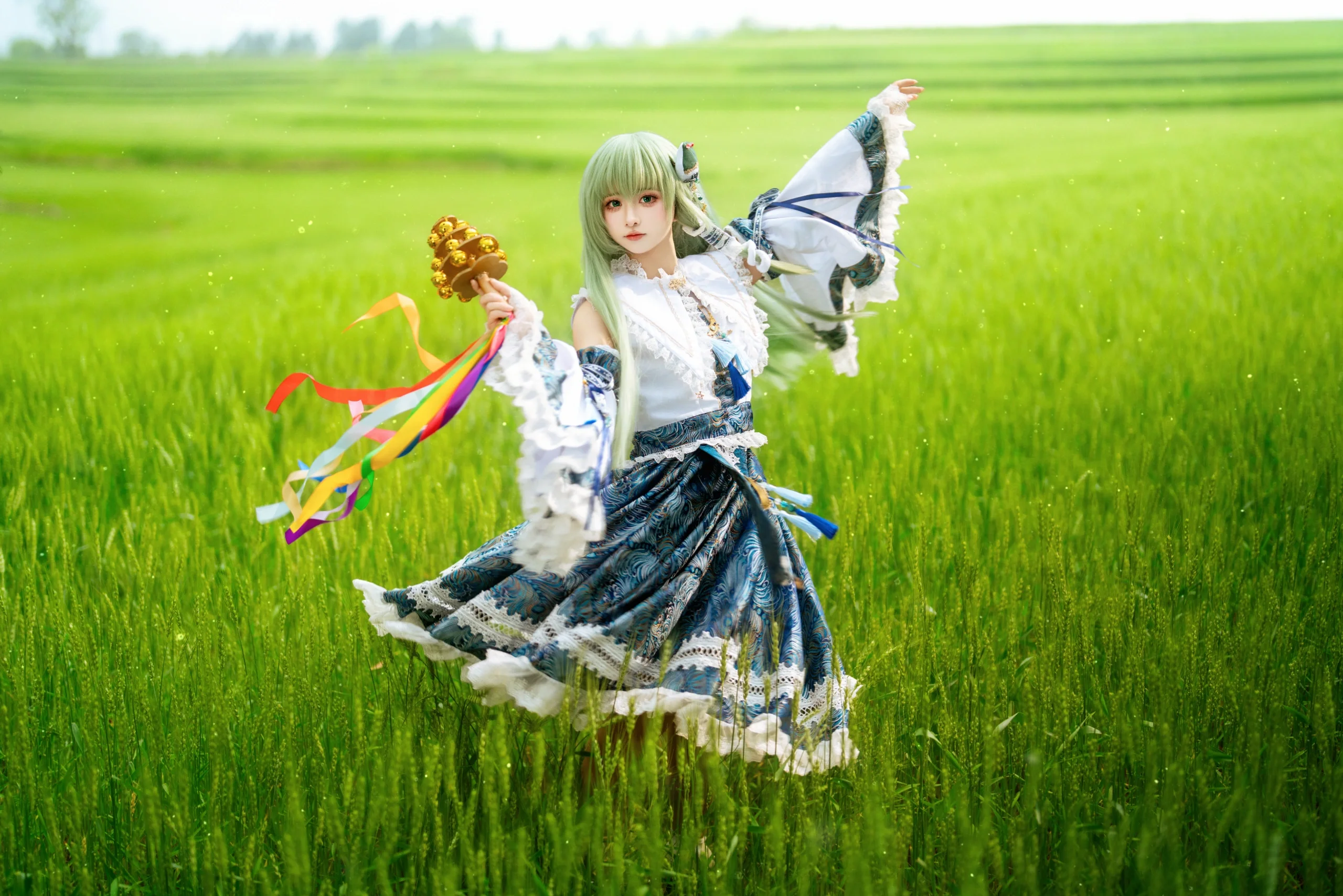 【东风谷早苗cos】春日的风与麦浪中的守矢祈愿 - 第 4 张