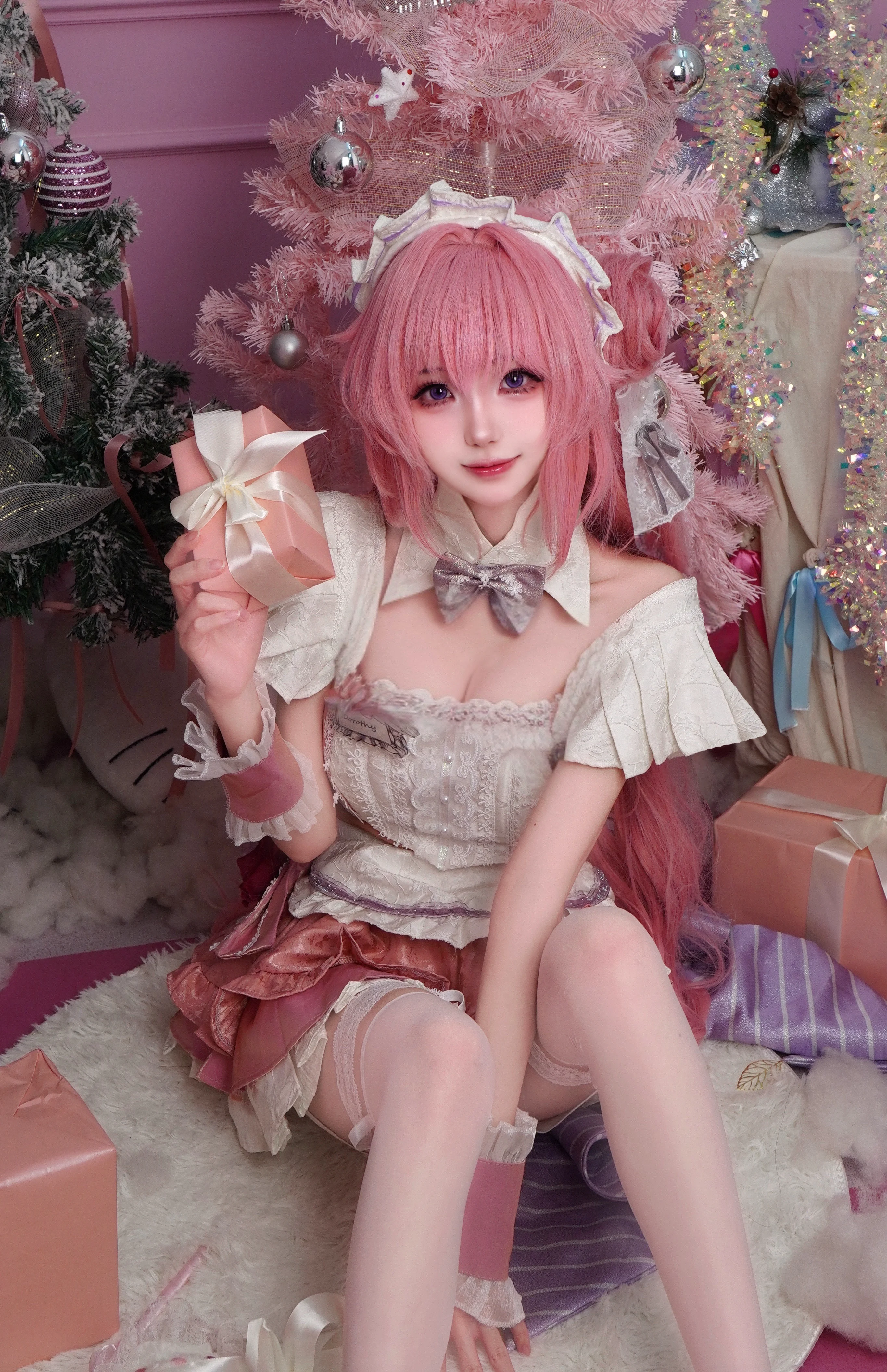 【桃乐丝cos】胜利女神里的甜蜜魔法，这套粉嫩洋装太爱了 - 第 2 张