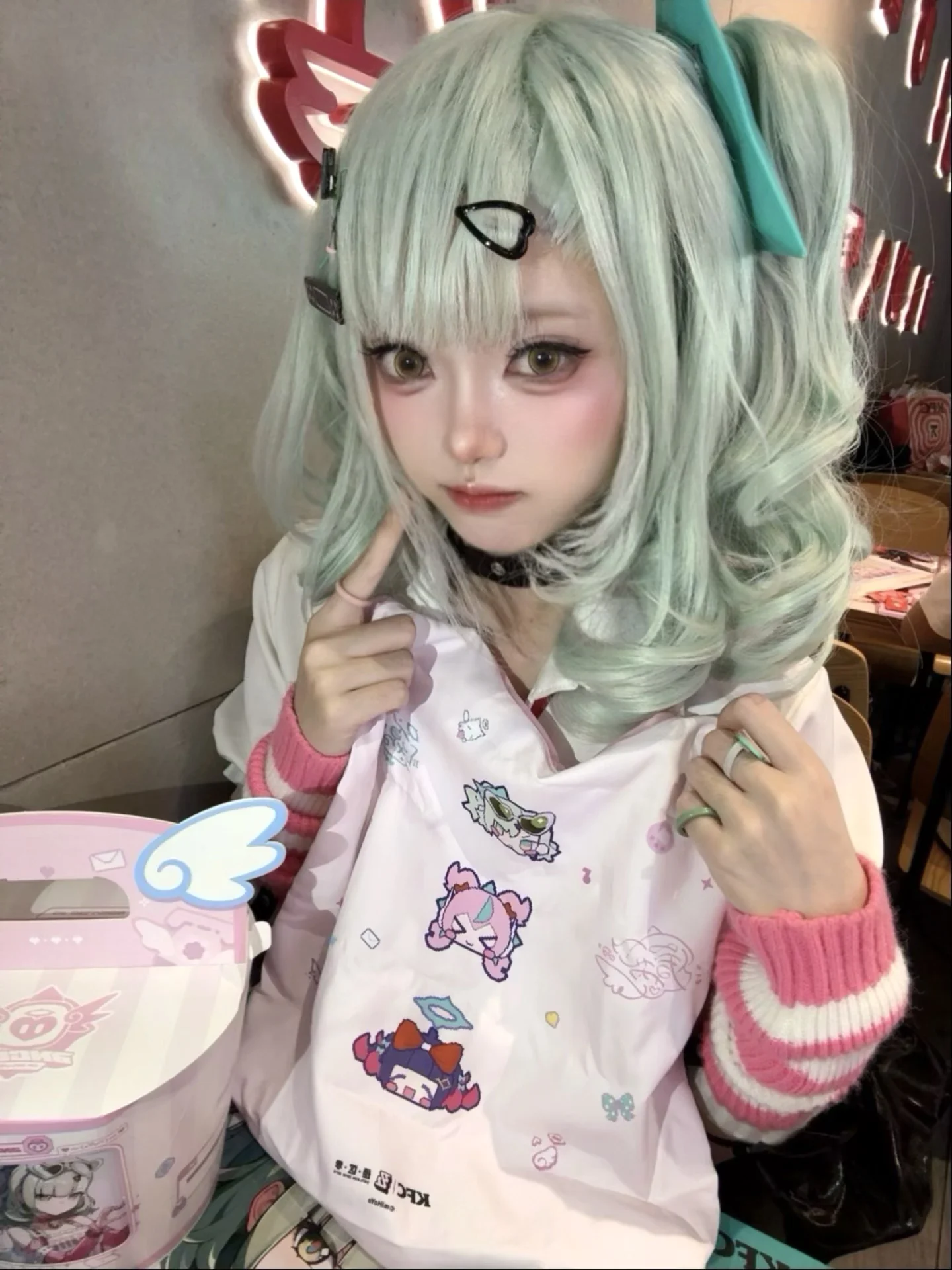 【千夏cos】绝区零联动妄想天使，肯德基吃鸡块啦 - 第 2 张