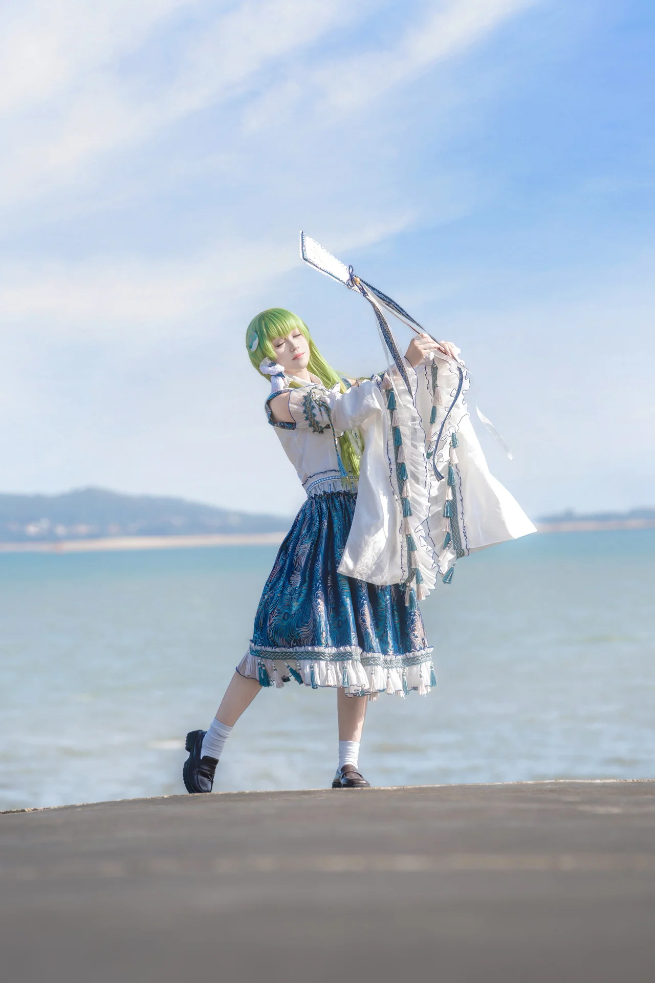 【东风谷早苗cos】海边风祝的狂野与惬意 - 第 7 张