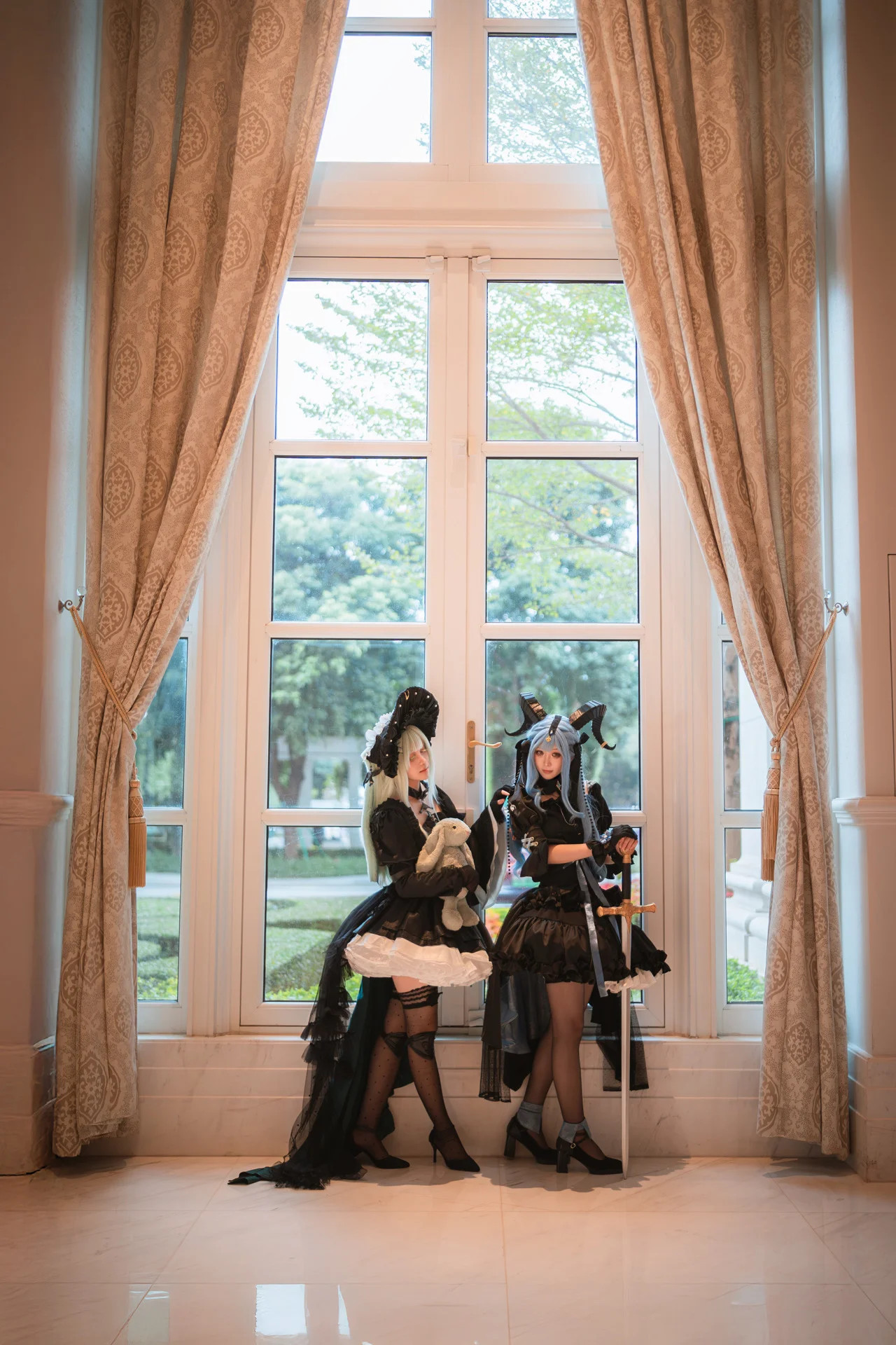 【豐川祥子與若葉睦cos】光影之間，黑與白的角色共鳴 - 第 5 張