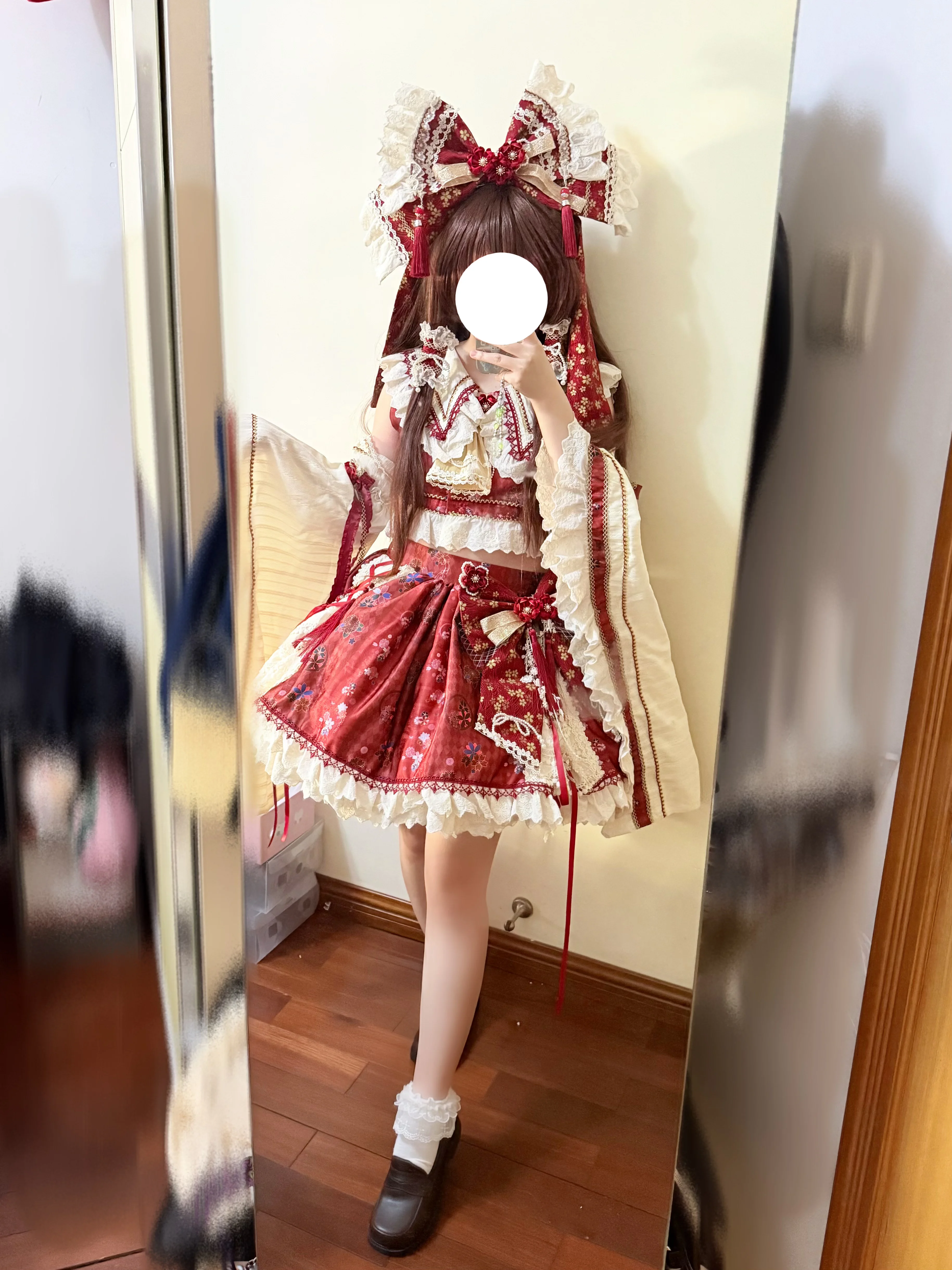 【博丽灵梦cos】东方Project里的红白巫女，枫叶季的完美适配