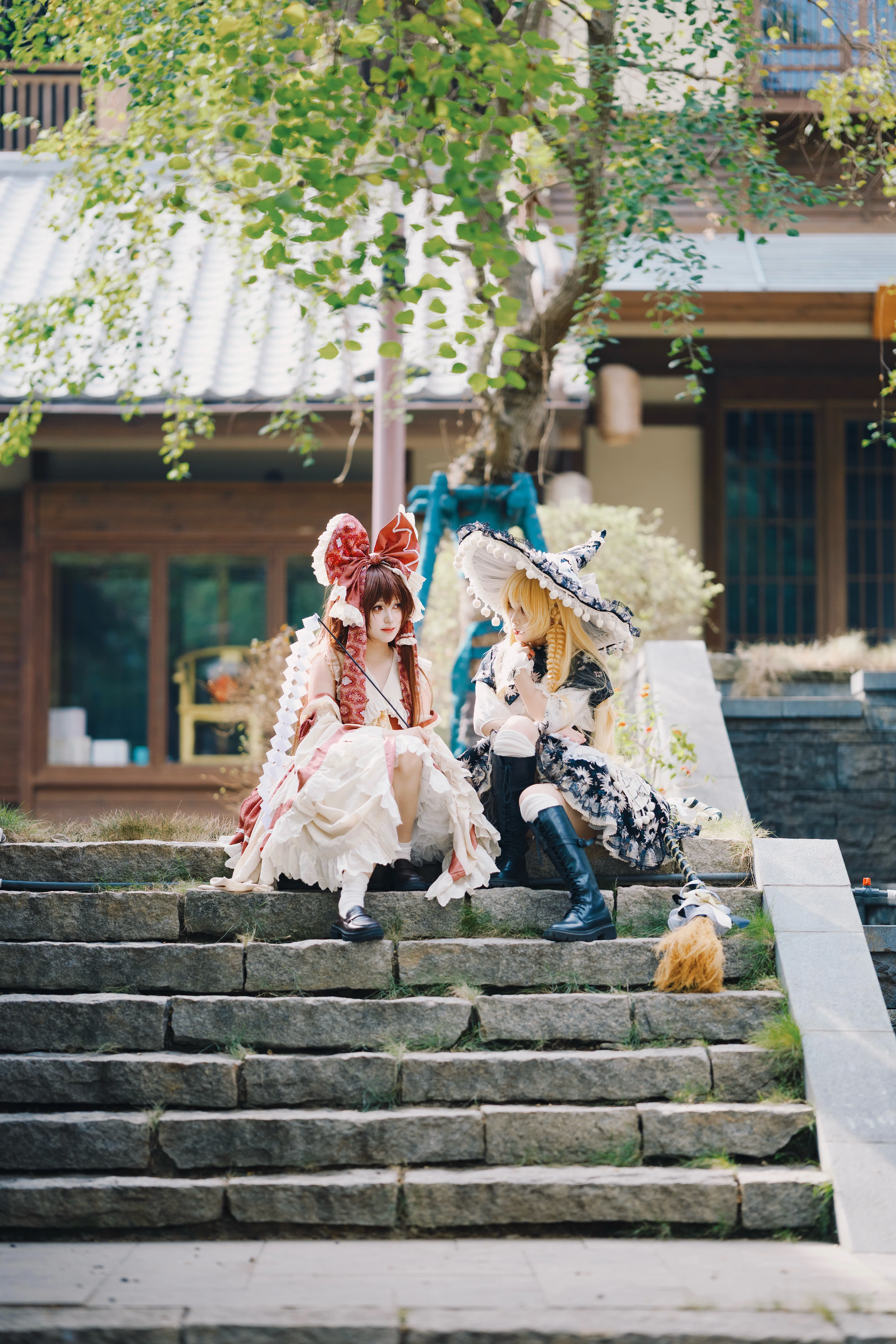 【博丽灵梦cos】东方Project，红白巫女与黑白魔法师的庭院记录